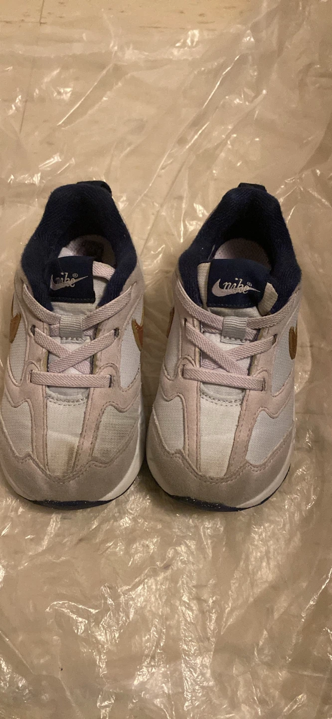 Size 7C Nike Toddler Shoes - photo 2