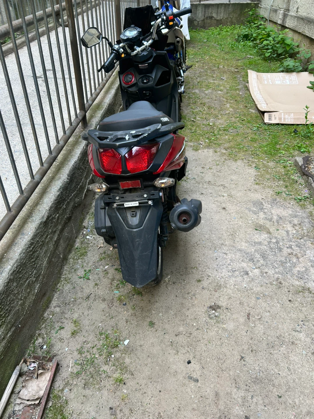 Red SYM Jet X 150 Scooter with title - photo 2