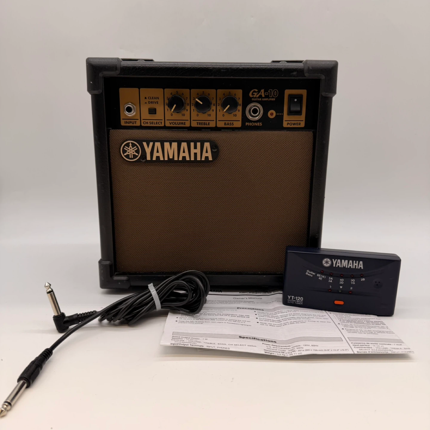 Yamaha GA-10 Guitar Amp + Tuner YT-120