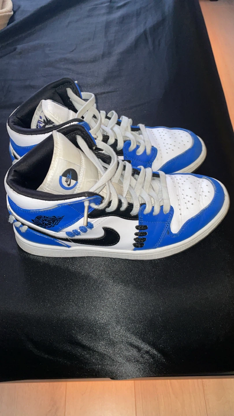 Jordan 1 Mid SE Royal Blue - photo 2