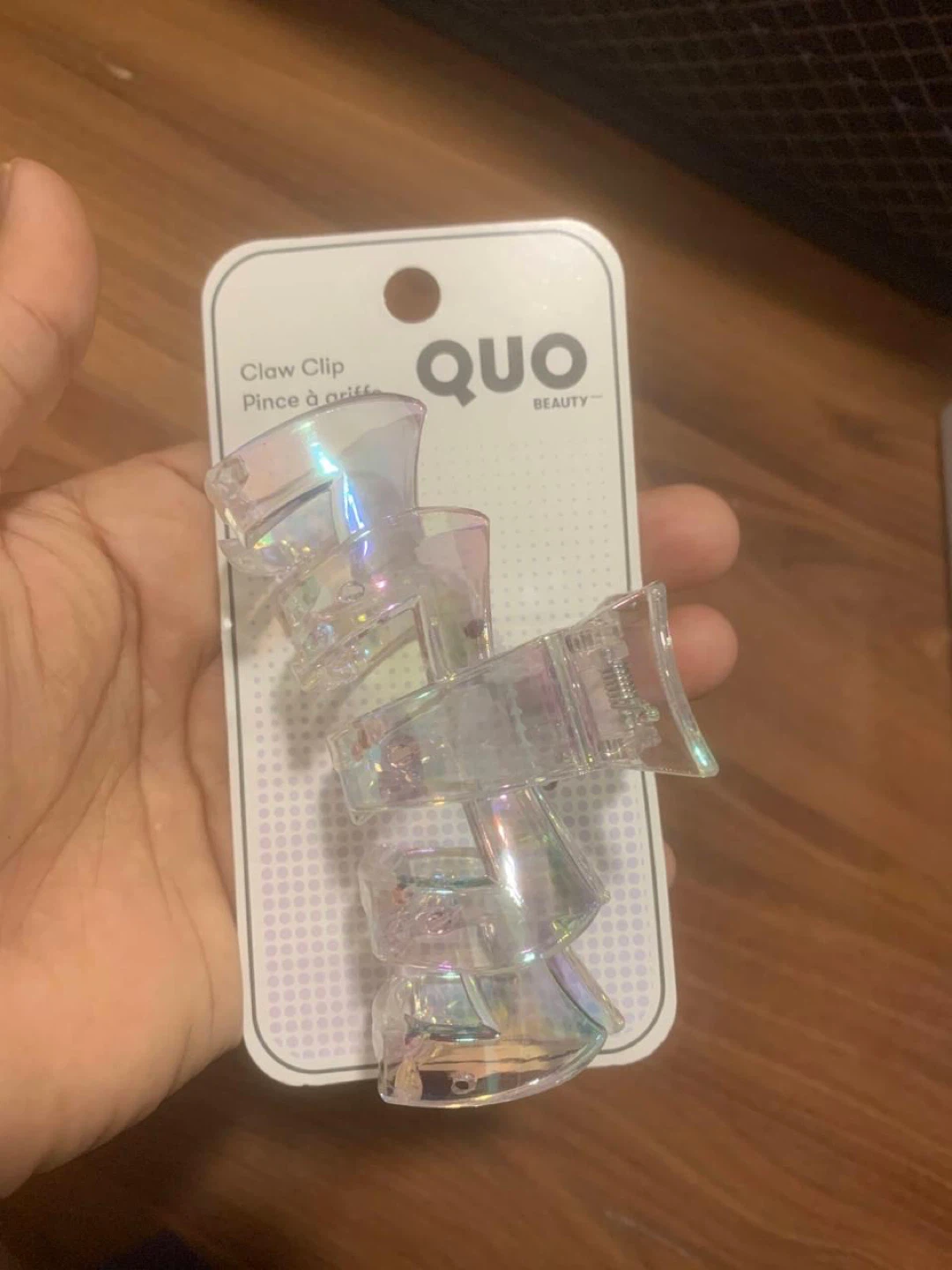 🌱QUO Beauty Iridescent Claw Clip