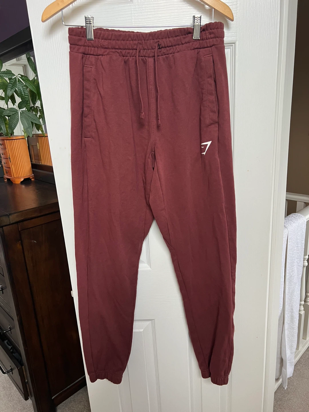 Woman’s Gymshark Maroon Sweatpants Size S