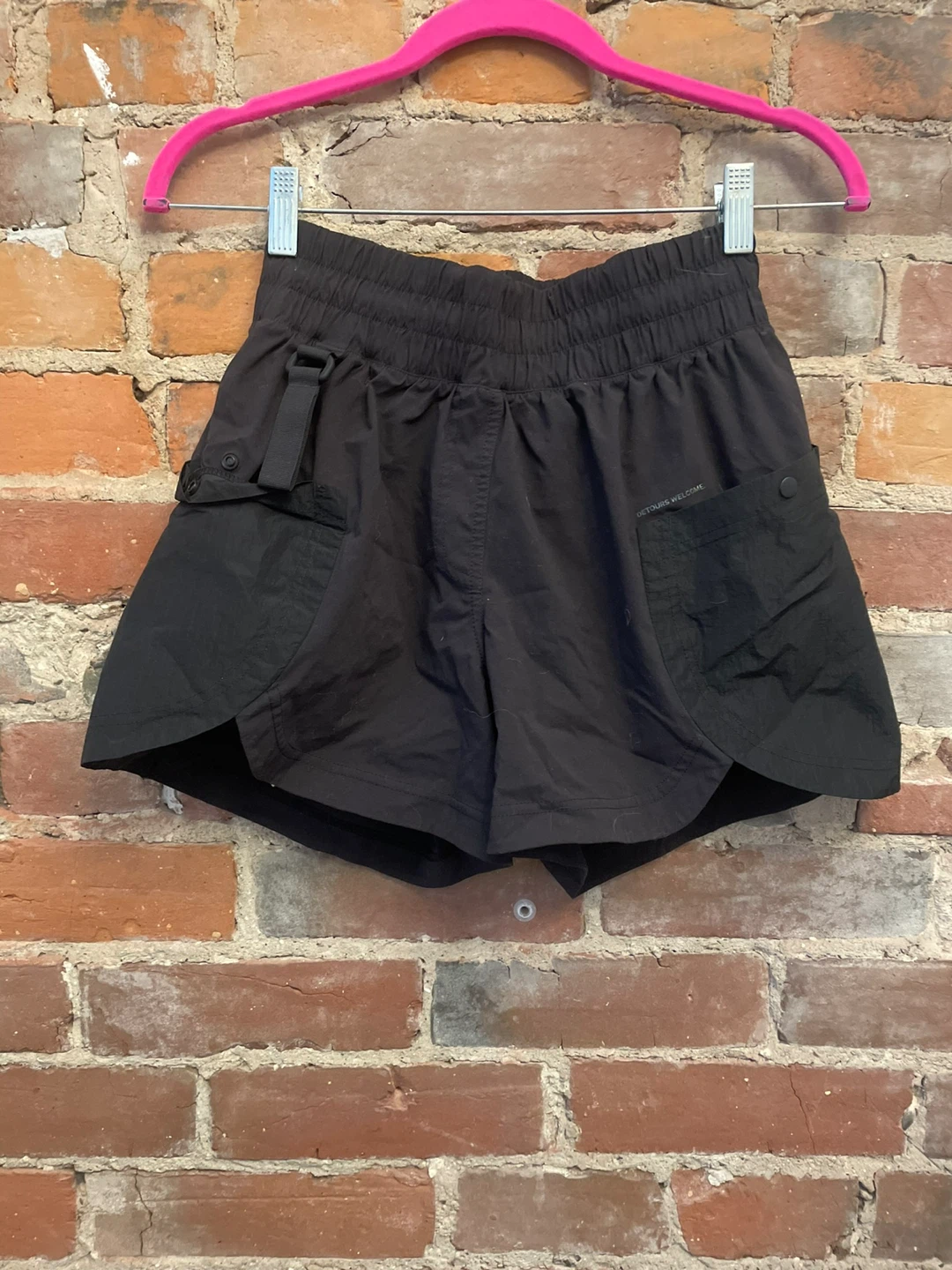 Lululemon Drop-In Pocket High-Rise Hiking Short 4"