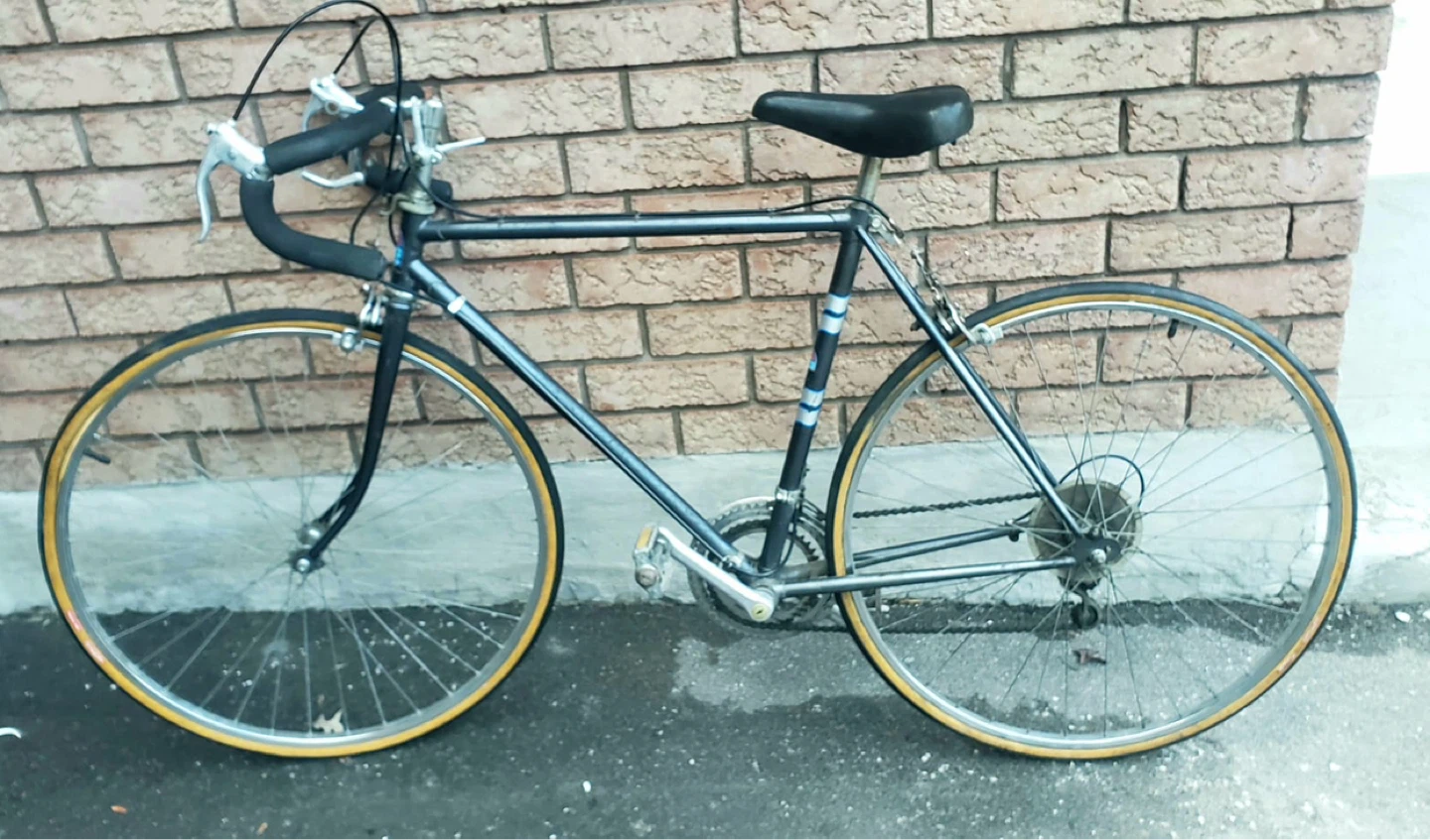 Vintage Road Bicycle - photo 2