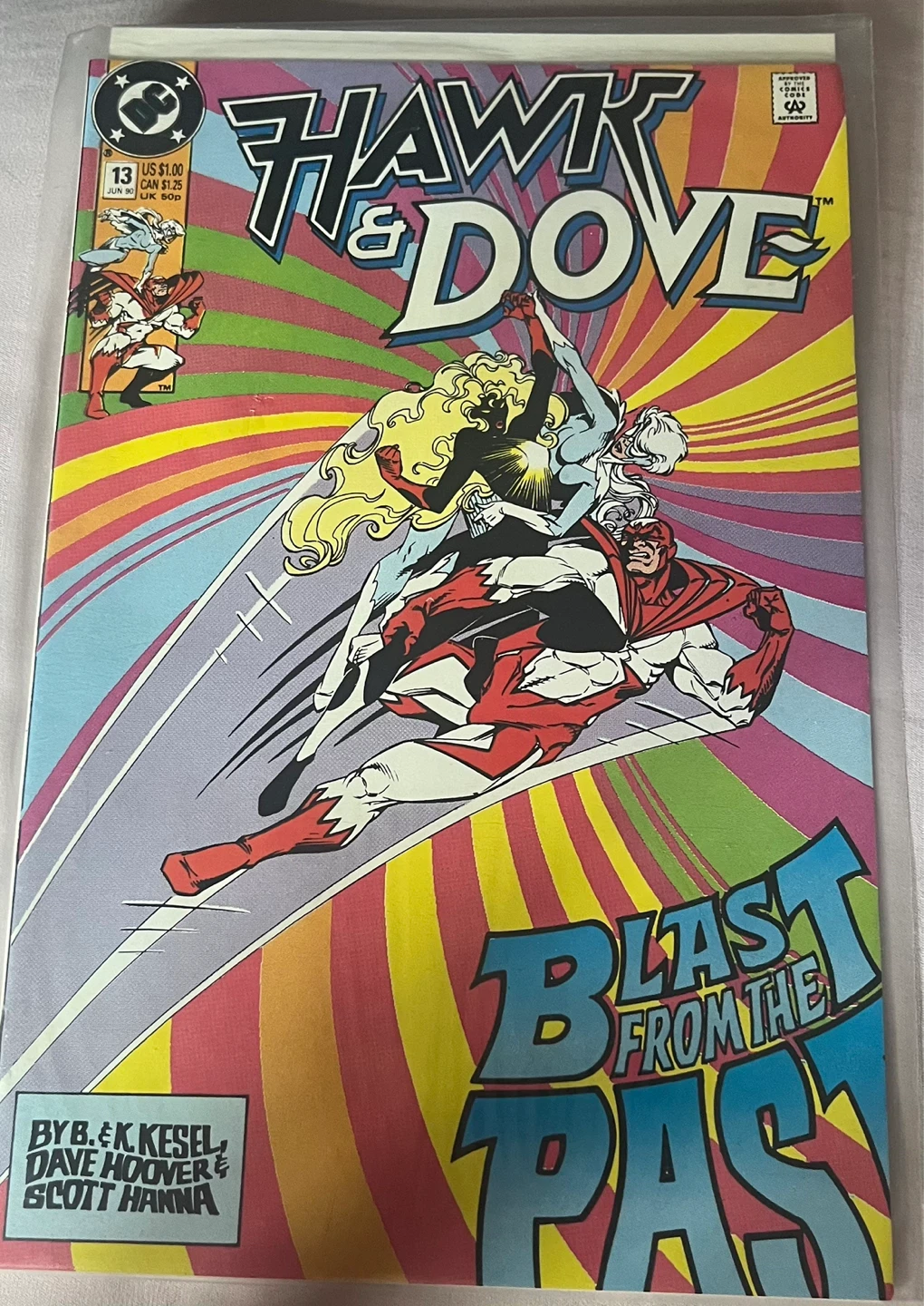 HAWK AND DOVE COMIC LOT - photo 2