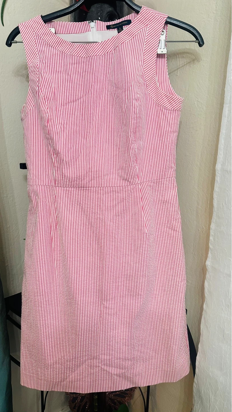 Brooks Brothers Pink & White Striped Seersucker Dress Size 8