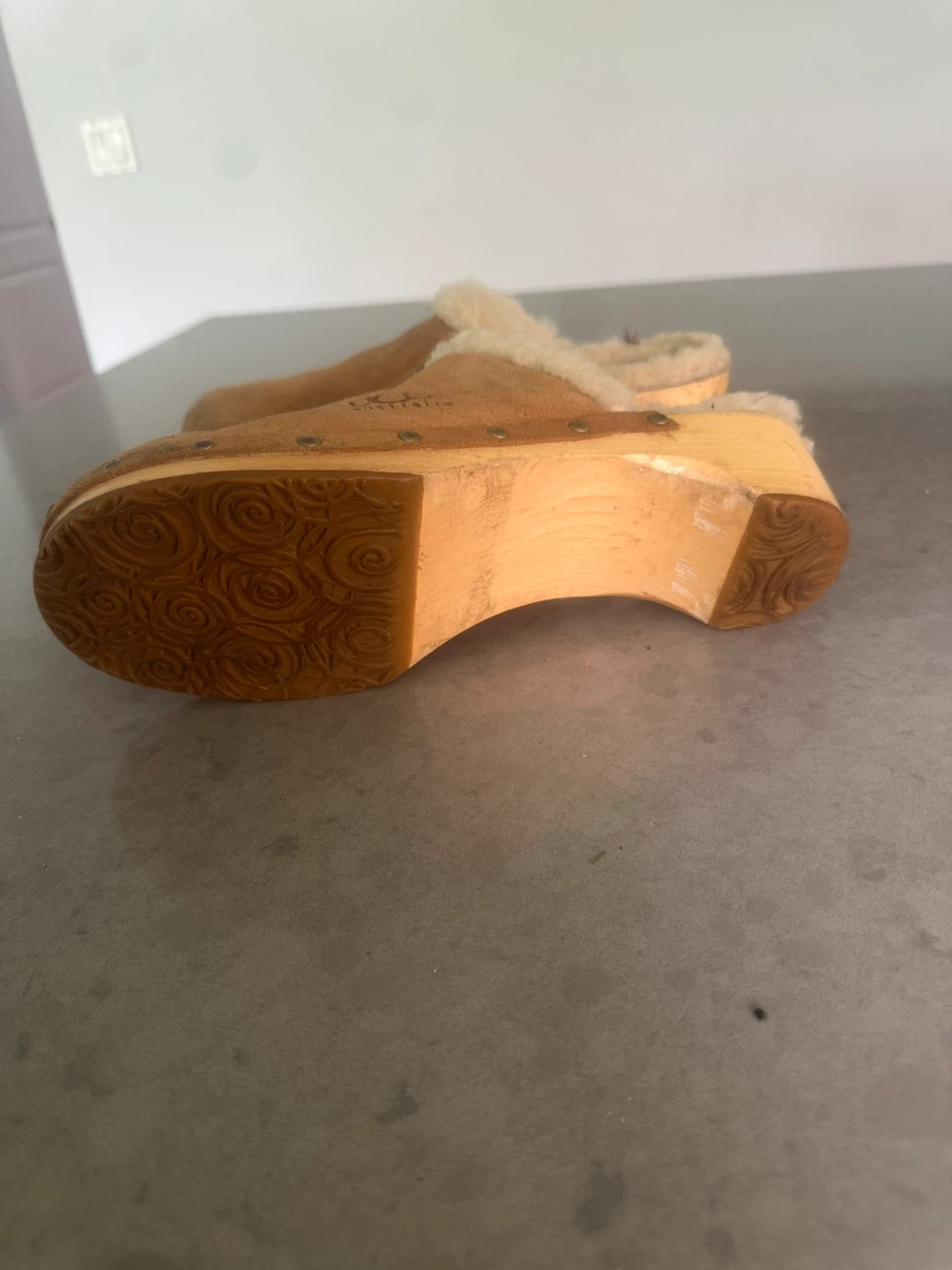 UGG Australia Suede Clogs with Shearling Lining - photo 5