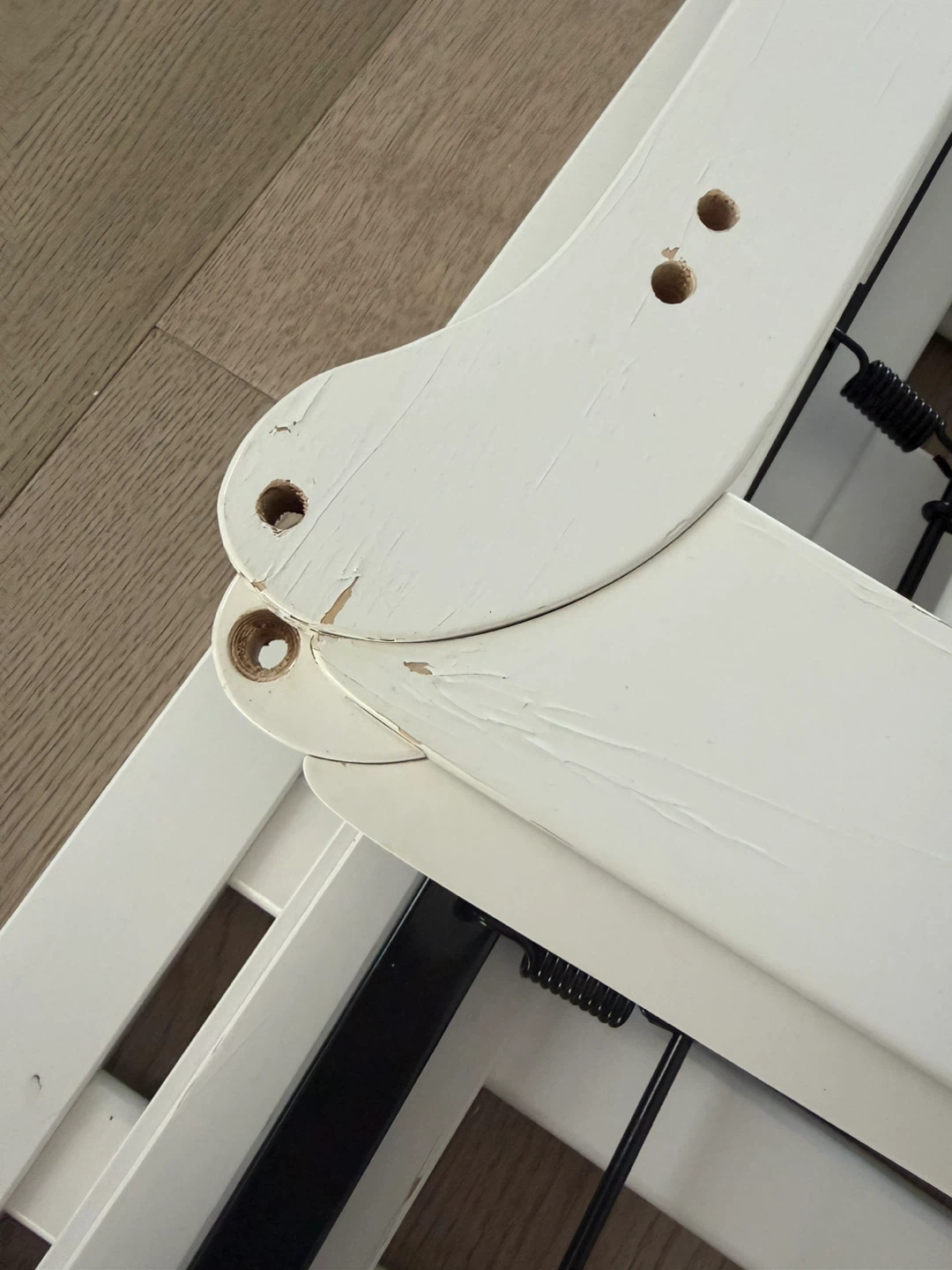 Used baby crib - photo 3