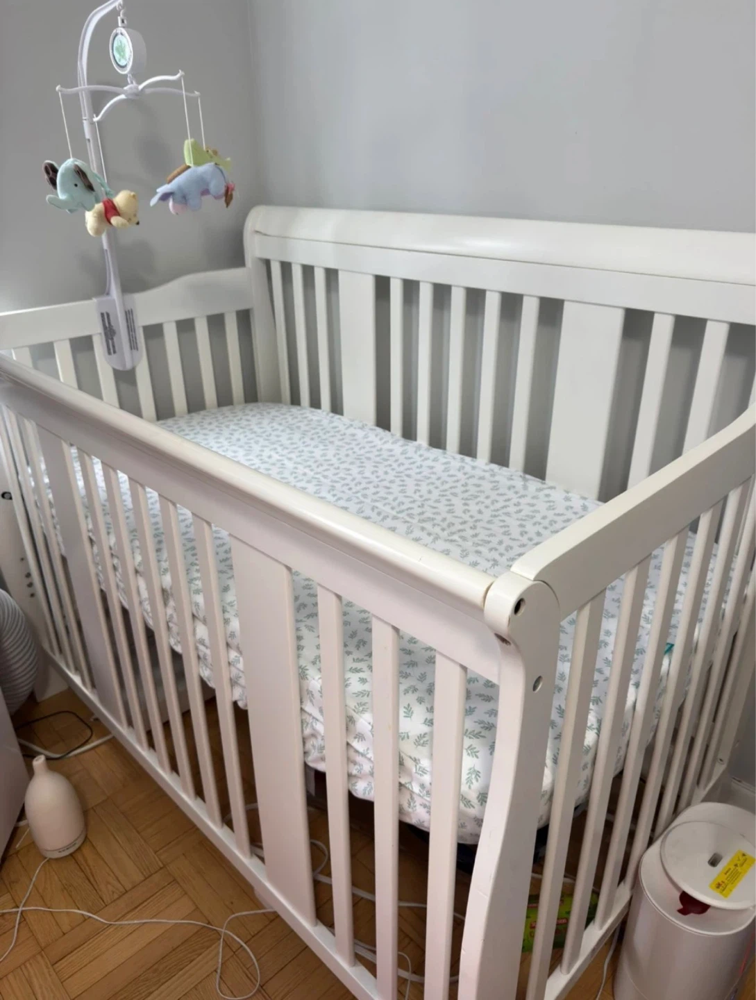 Used baby crib - photo 2