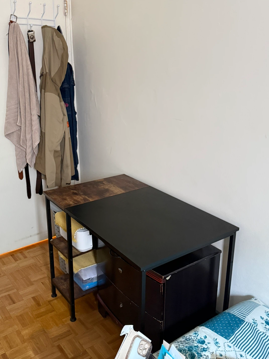 Black Study Table with Storage Shelves – Modern Design - photo 4