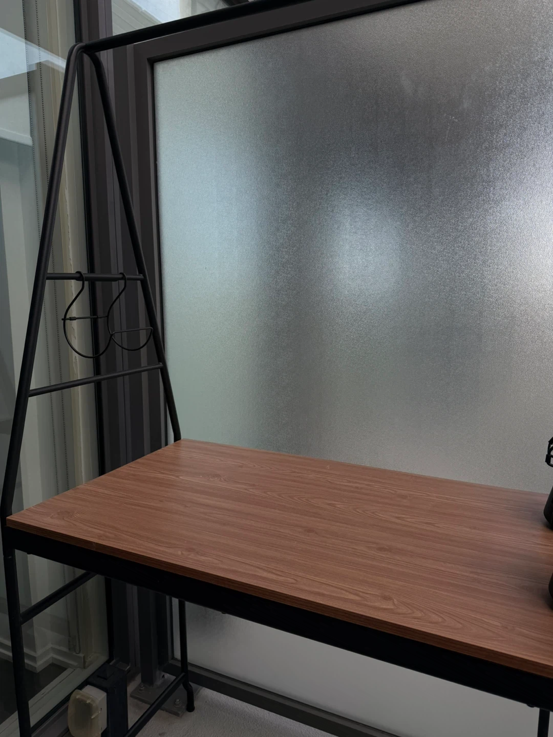 IKEA Haverud: Desk with Wooden Top - photo 2