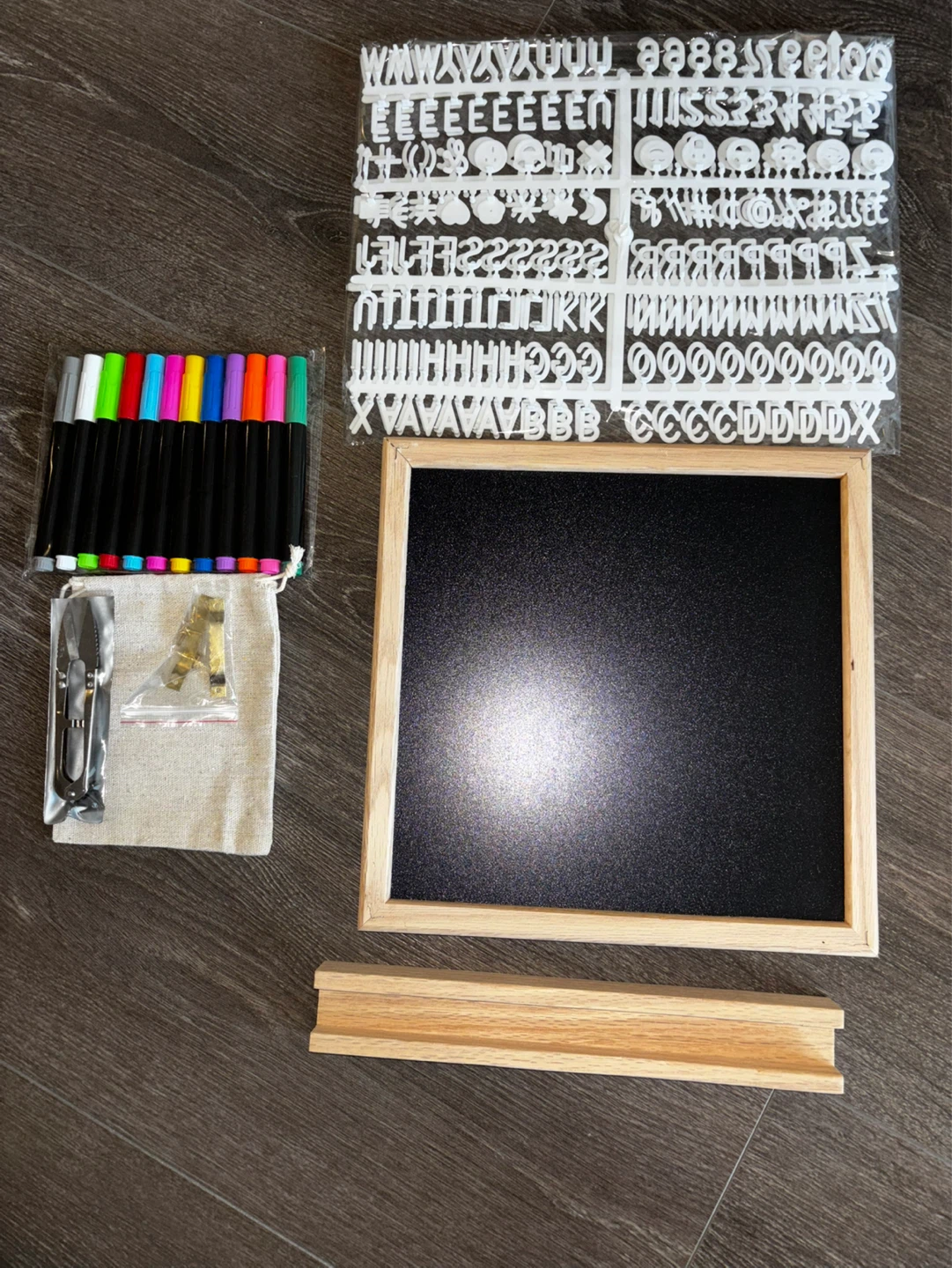10" x 10" Double-Sided Felt Letter Board with Markers - photo 3