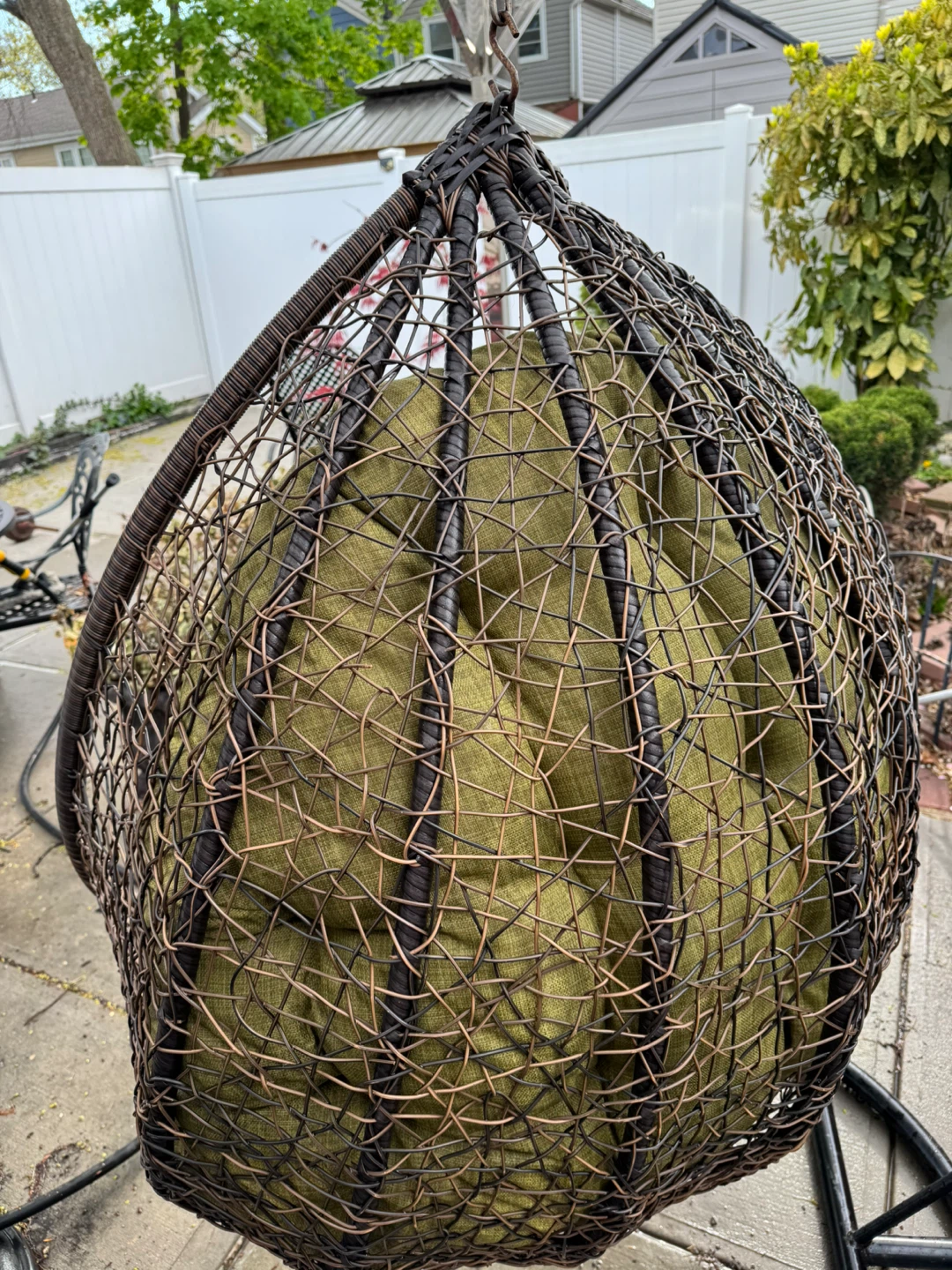 Hanging Egg Chair with Green Cushion - photo 4