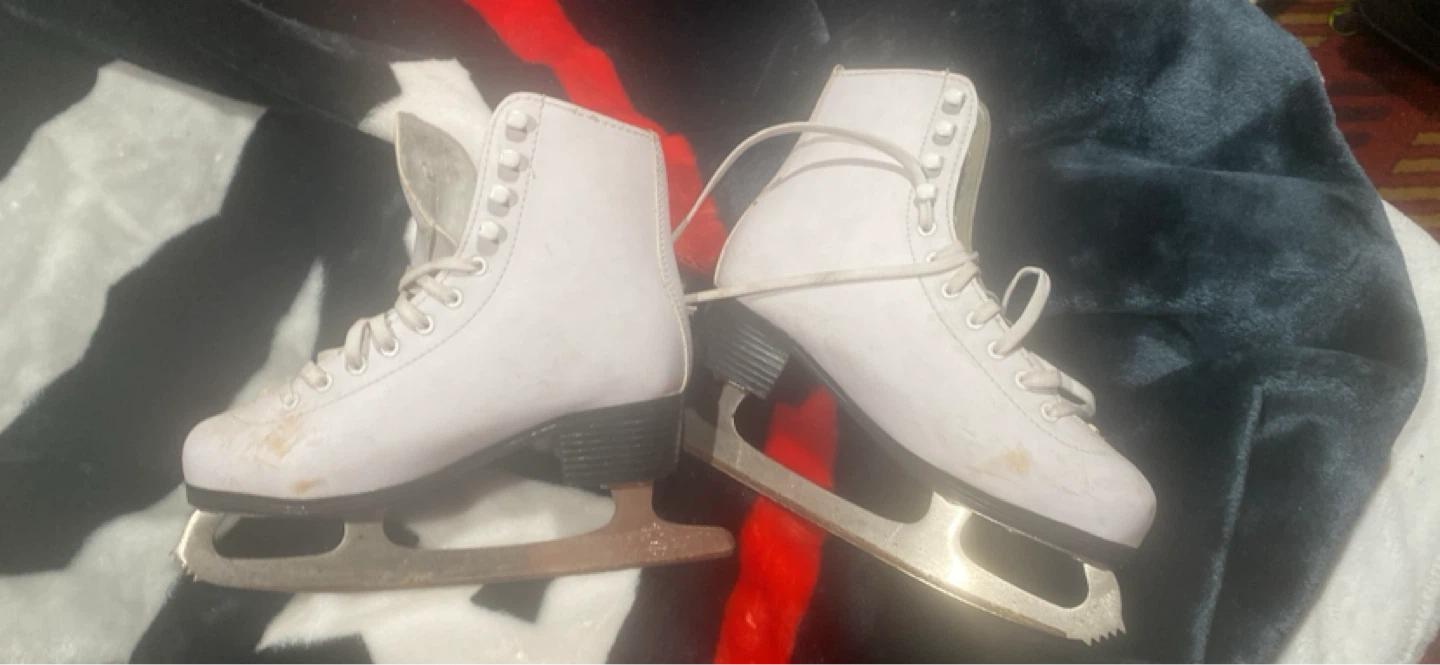 Winnwell Figure Skates - EUR 35 / US JR4