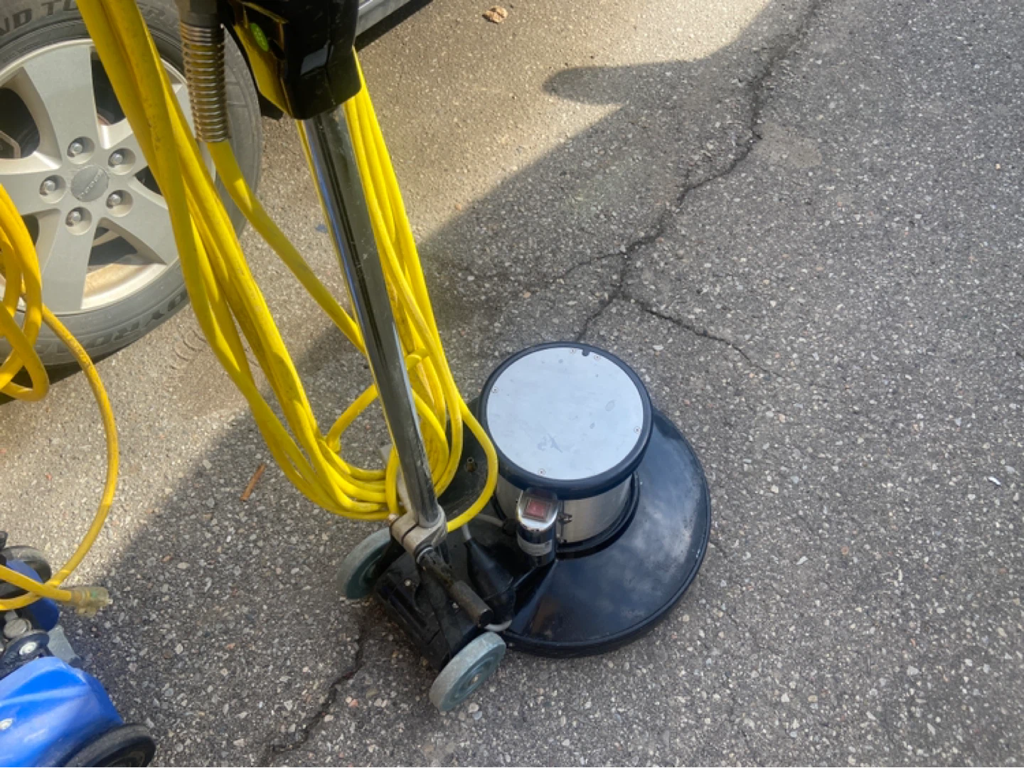Floor buffer machine
