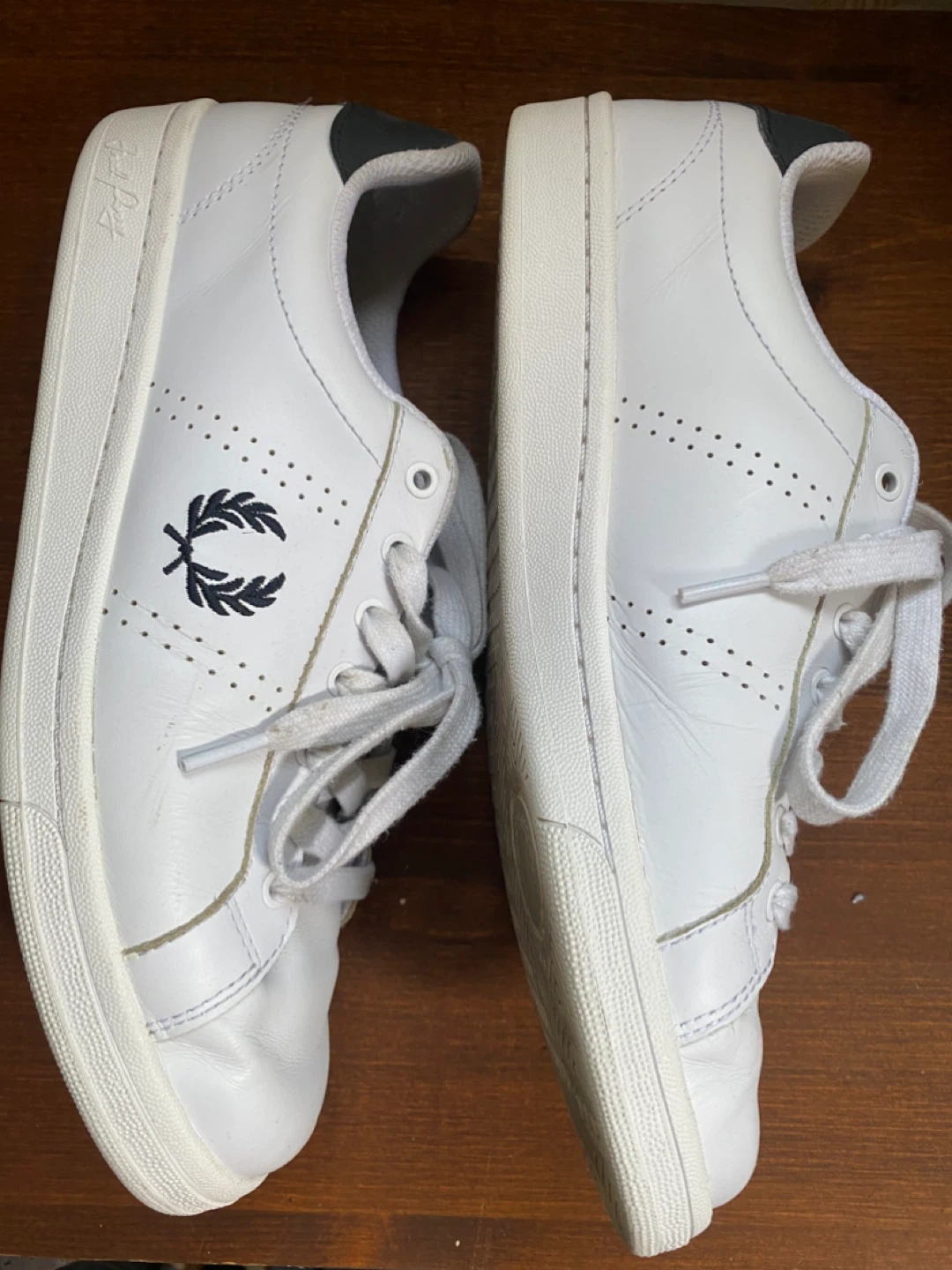 Fred Perry White Leather Sneakers - Size US 9 - photo 3