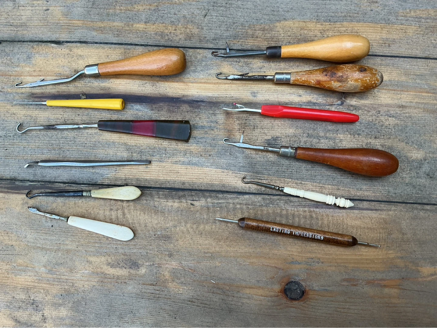 12 Vintage Button Hooks & Turners & MORE !