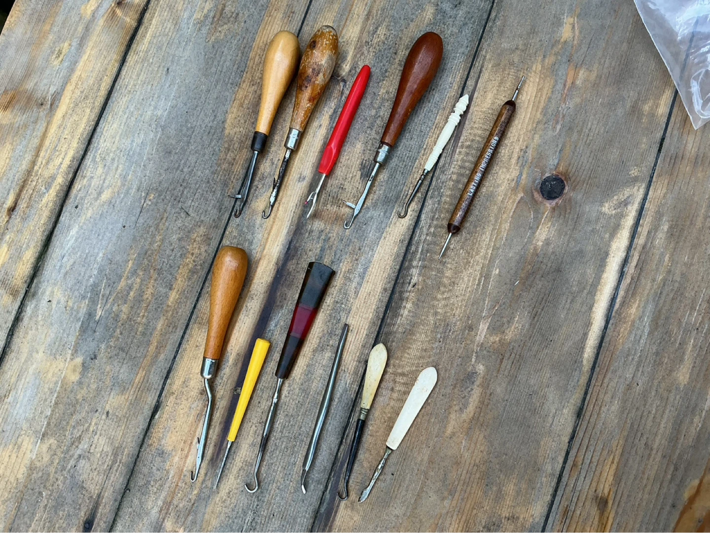 12 Vintage Button Hooks & Turners & MORE ! - photo 4