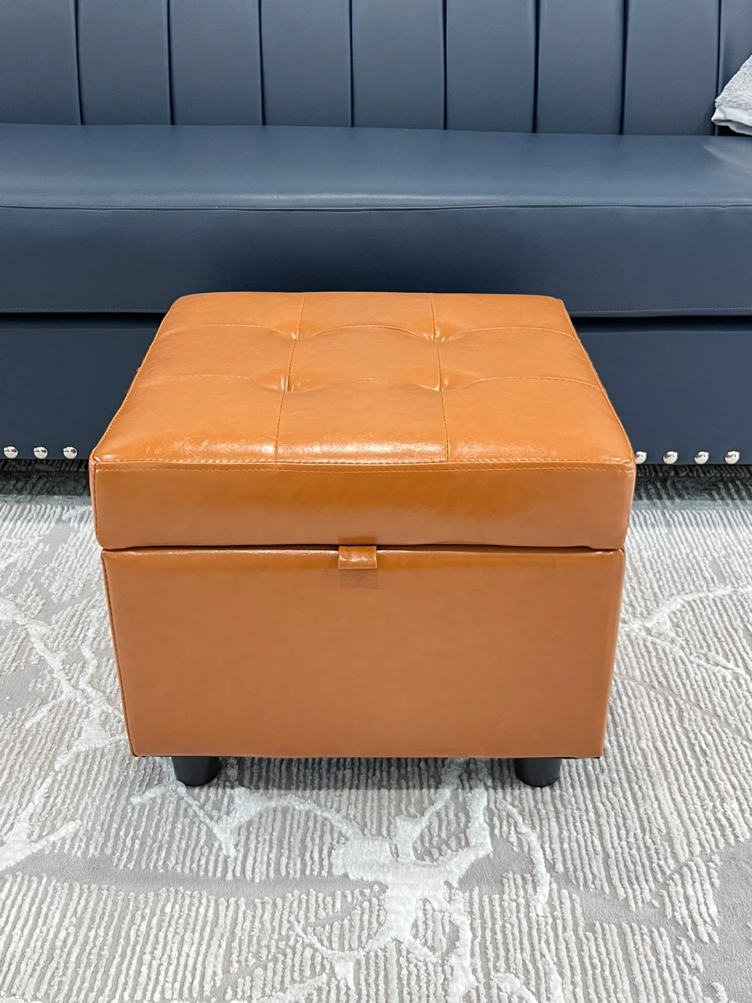 Quality Ottoman w/ Storage