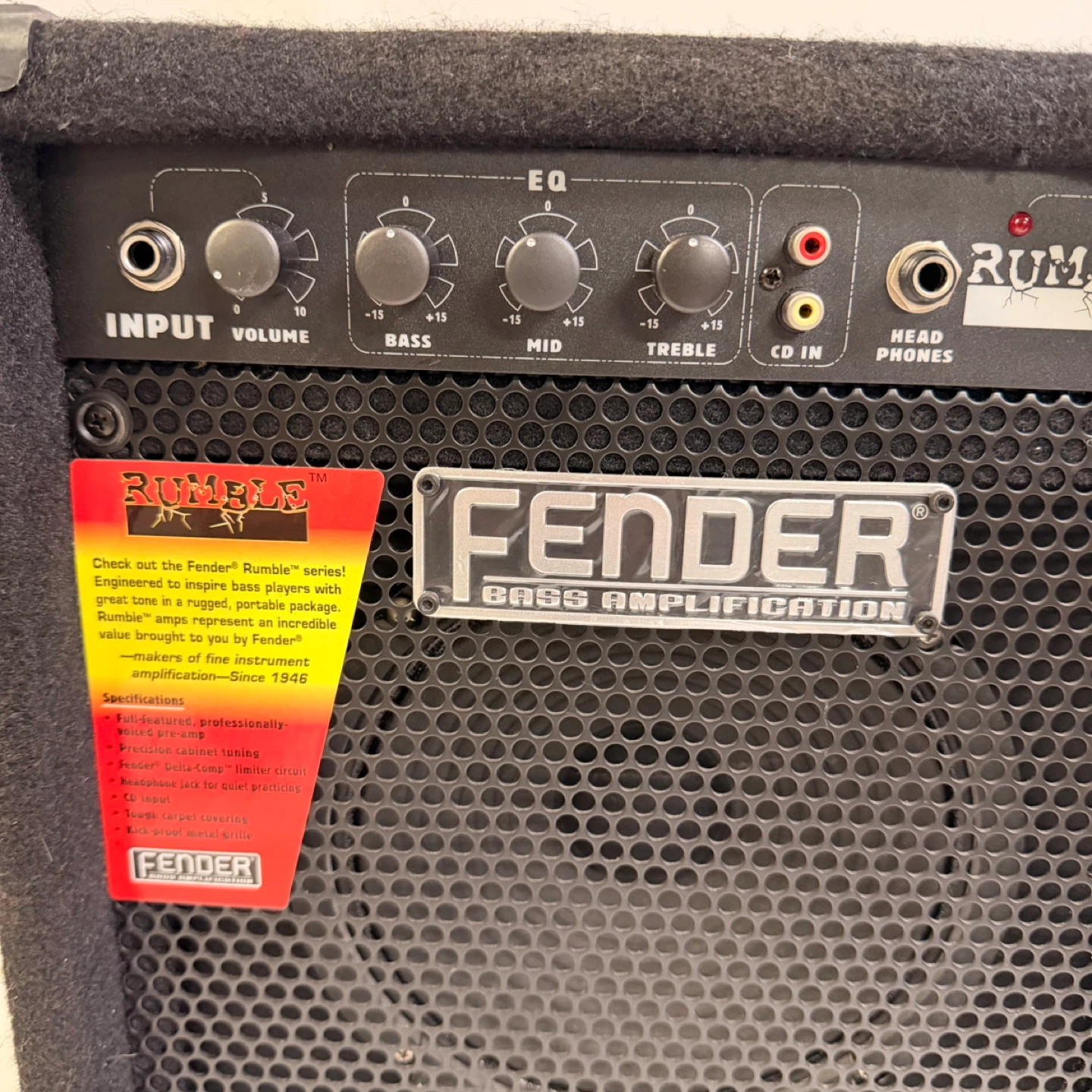 Fender Rumble 15 Bass Amplifier 15W Practice Amp - photo 3