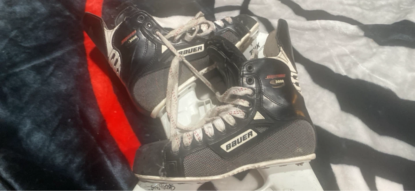 Bauer Supreme 3000 Hockey Skates