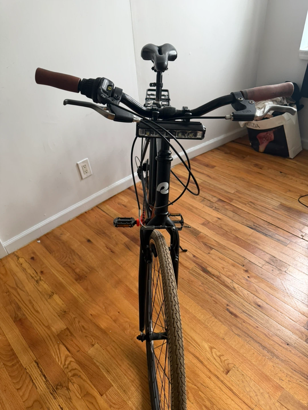 Retrospec Commuter Bike with Accessories - photo 2
