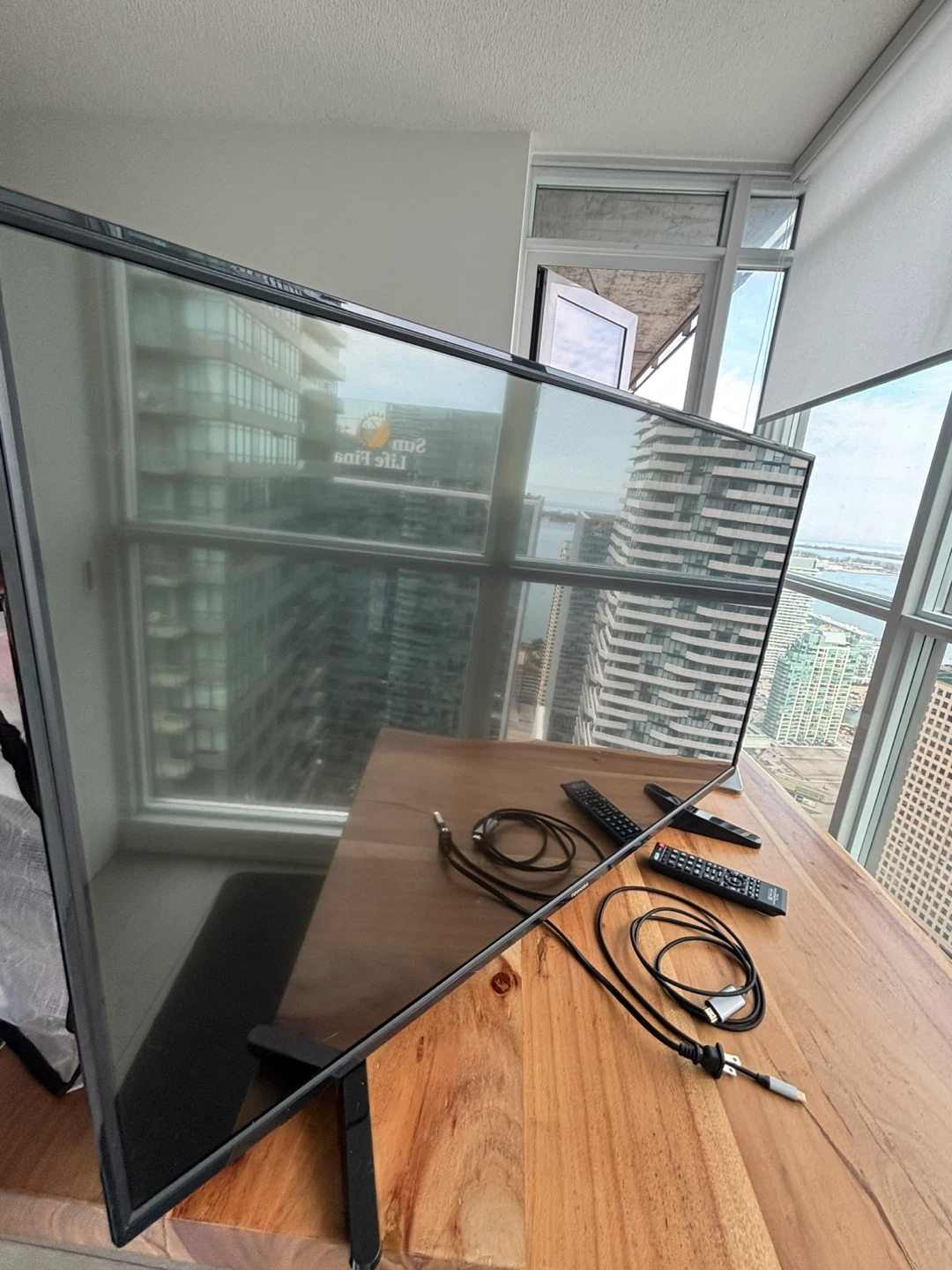 Toshiba 42" TV