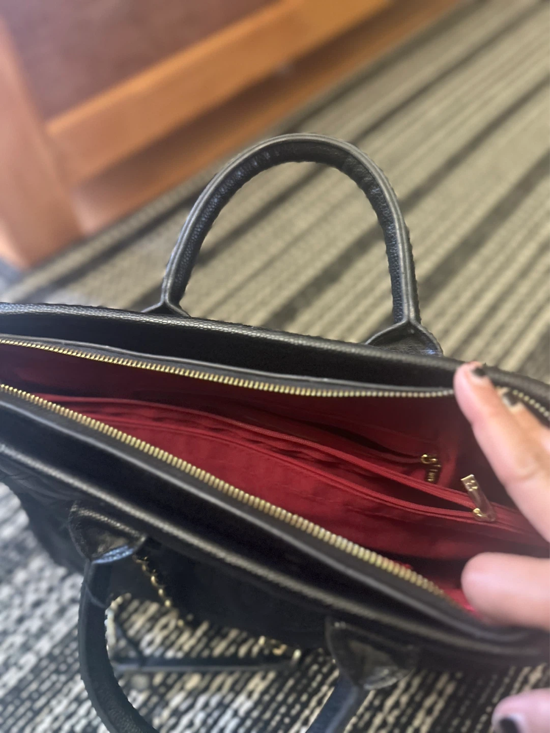 Chanel Black Caviar Leather Tote Bag - photo 3