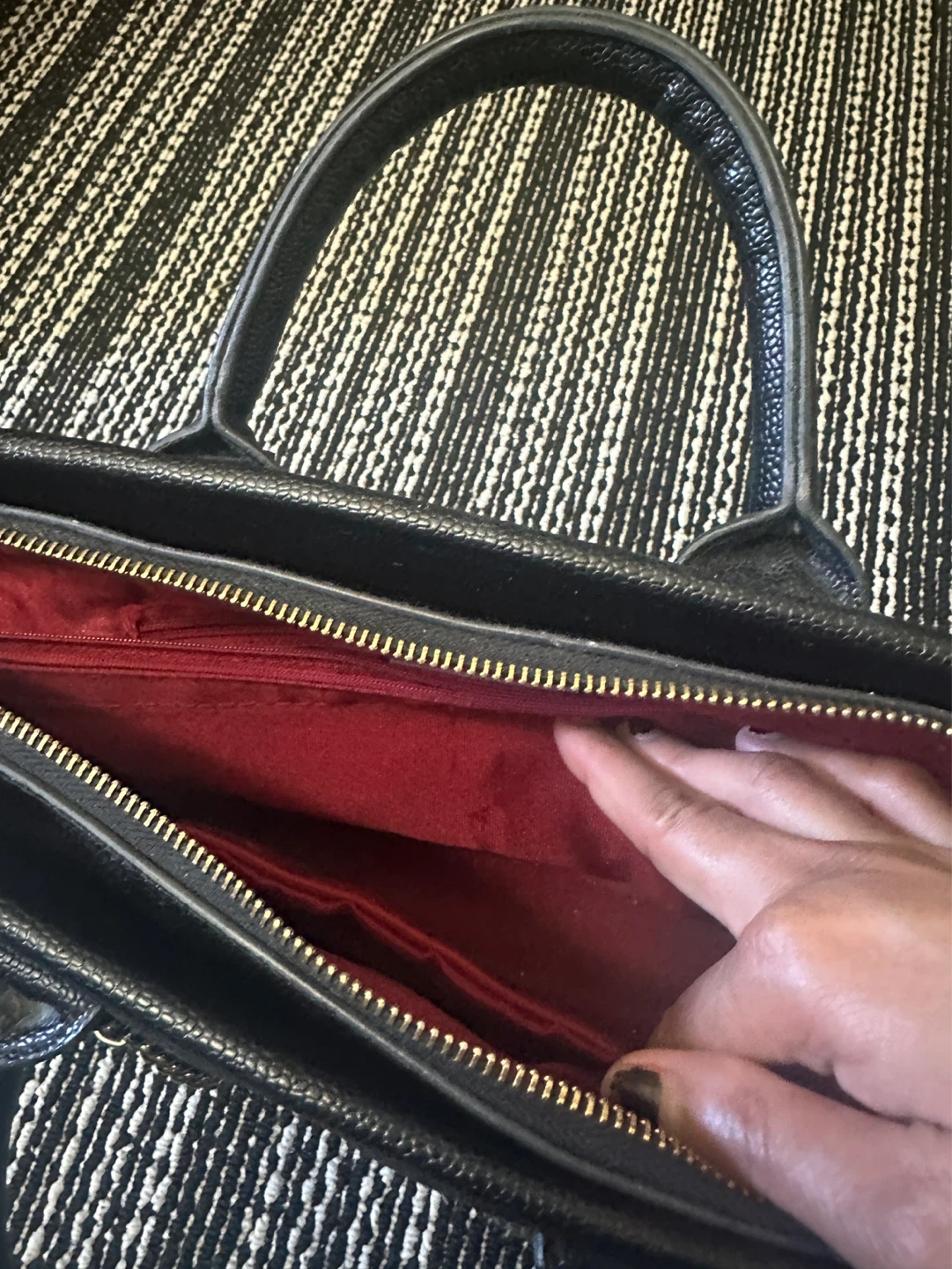 Chanel Black Caviar Leather Tote Bag - photo 5