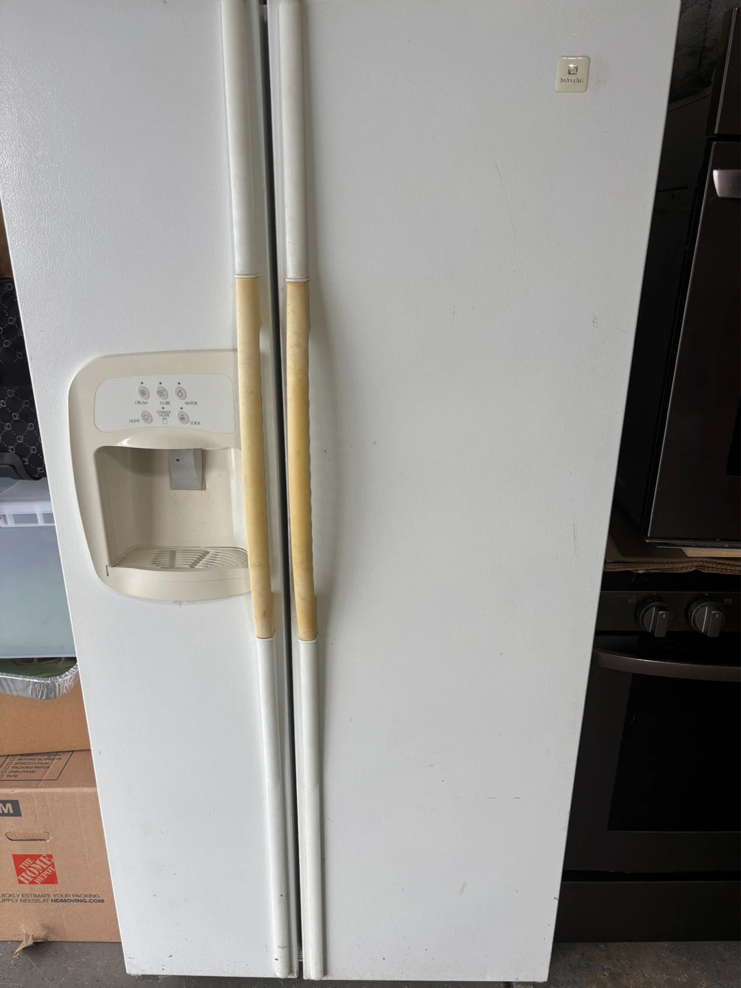 White Side-by-Side Refrigerator with Ice Dispenser - photo 4