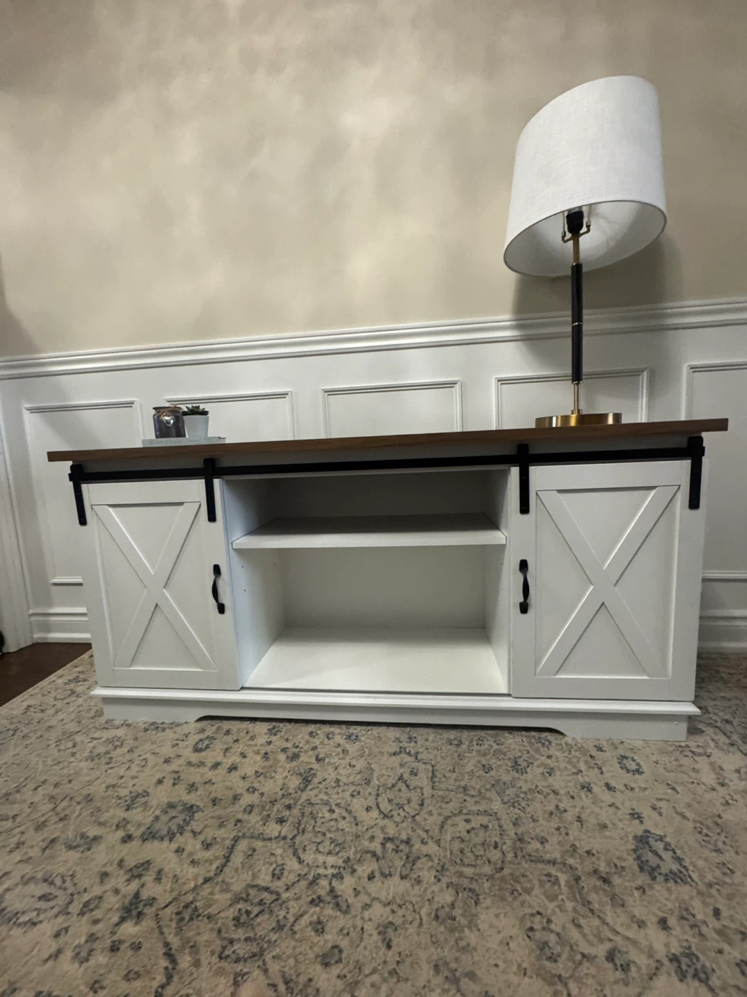 Farmhouse Style Barn Door TV Stand - White - photo 2