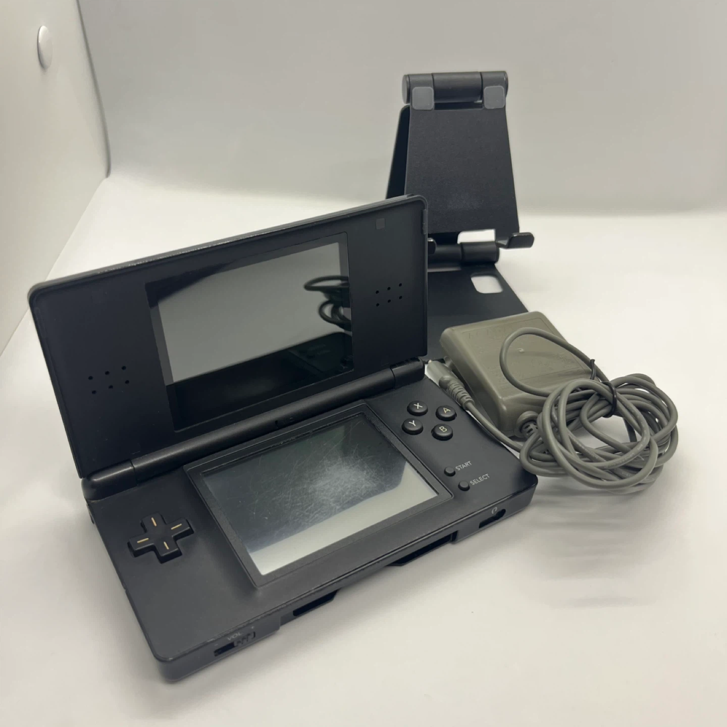 Nintendo DS Lite for Parts or AS IS - Please read Description