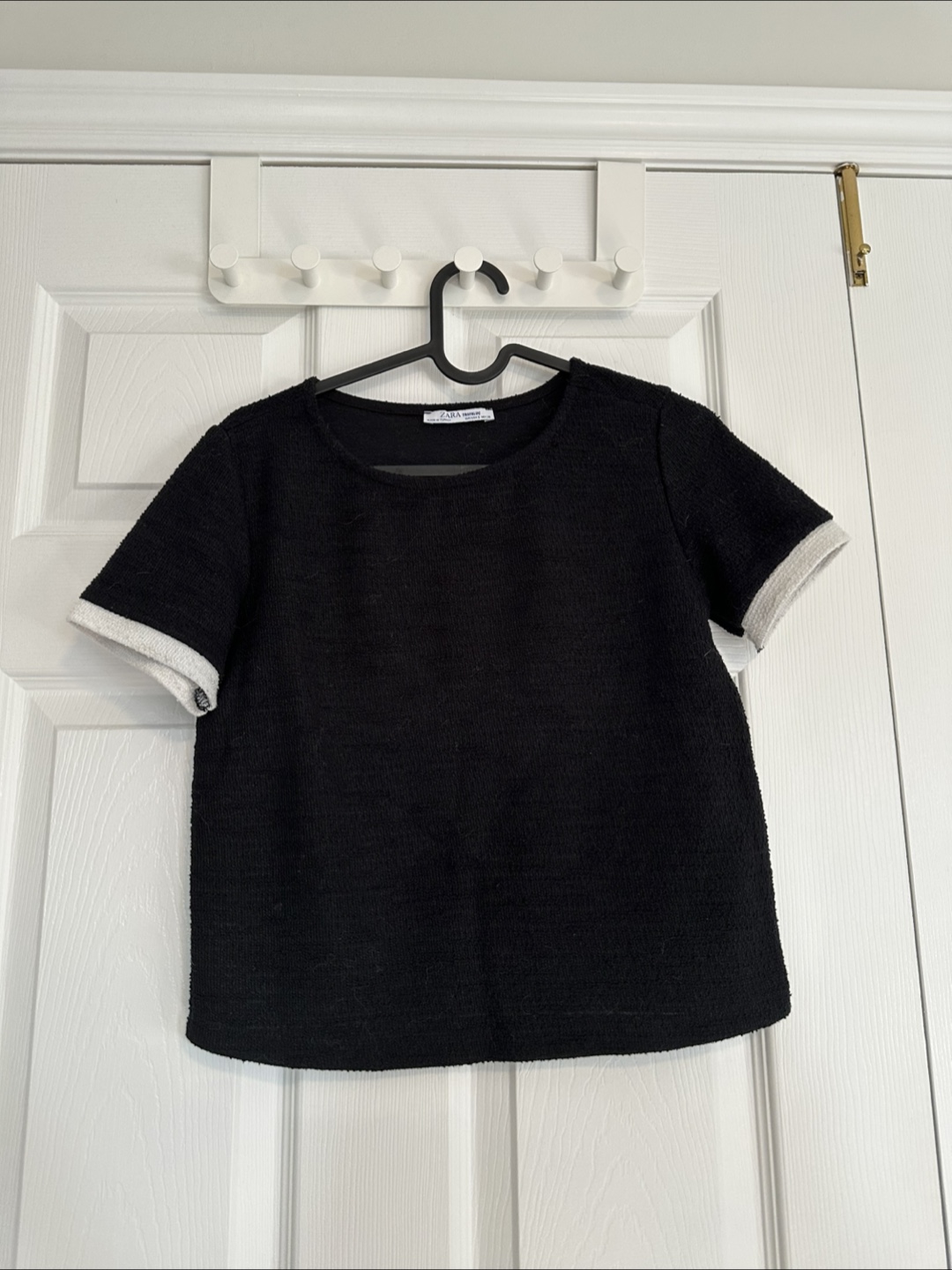 Zara Black Textured Cropped Top