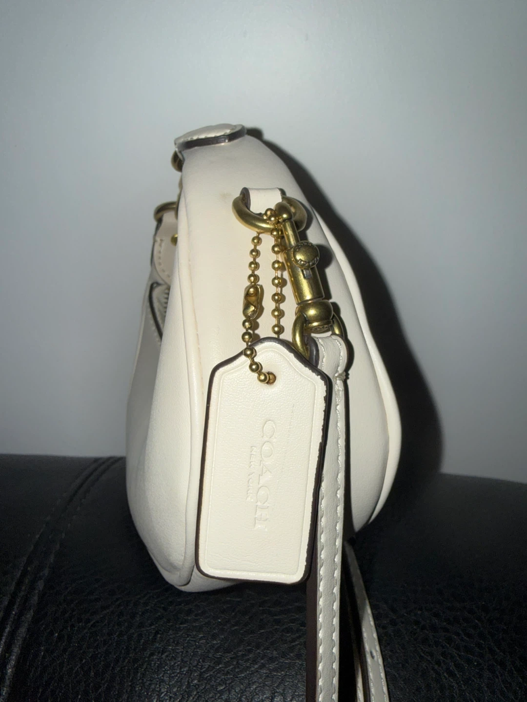 Coach White Leather Mini Bag - photo 3
