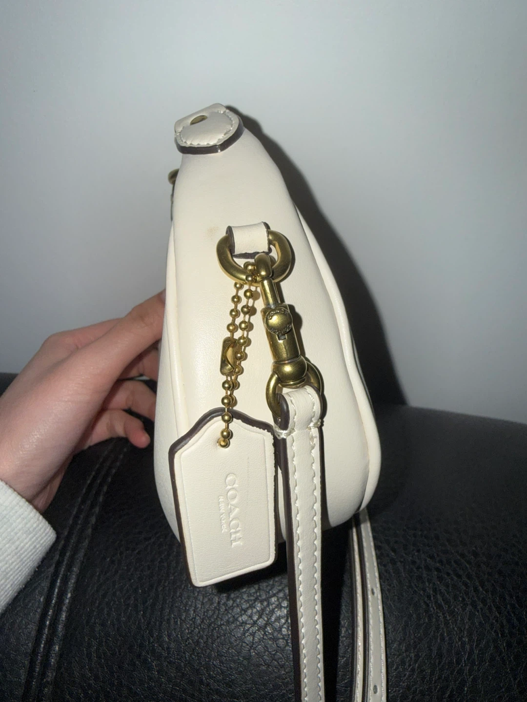Coach White Leather Mini Bag - photo 4