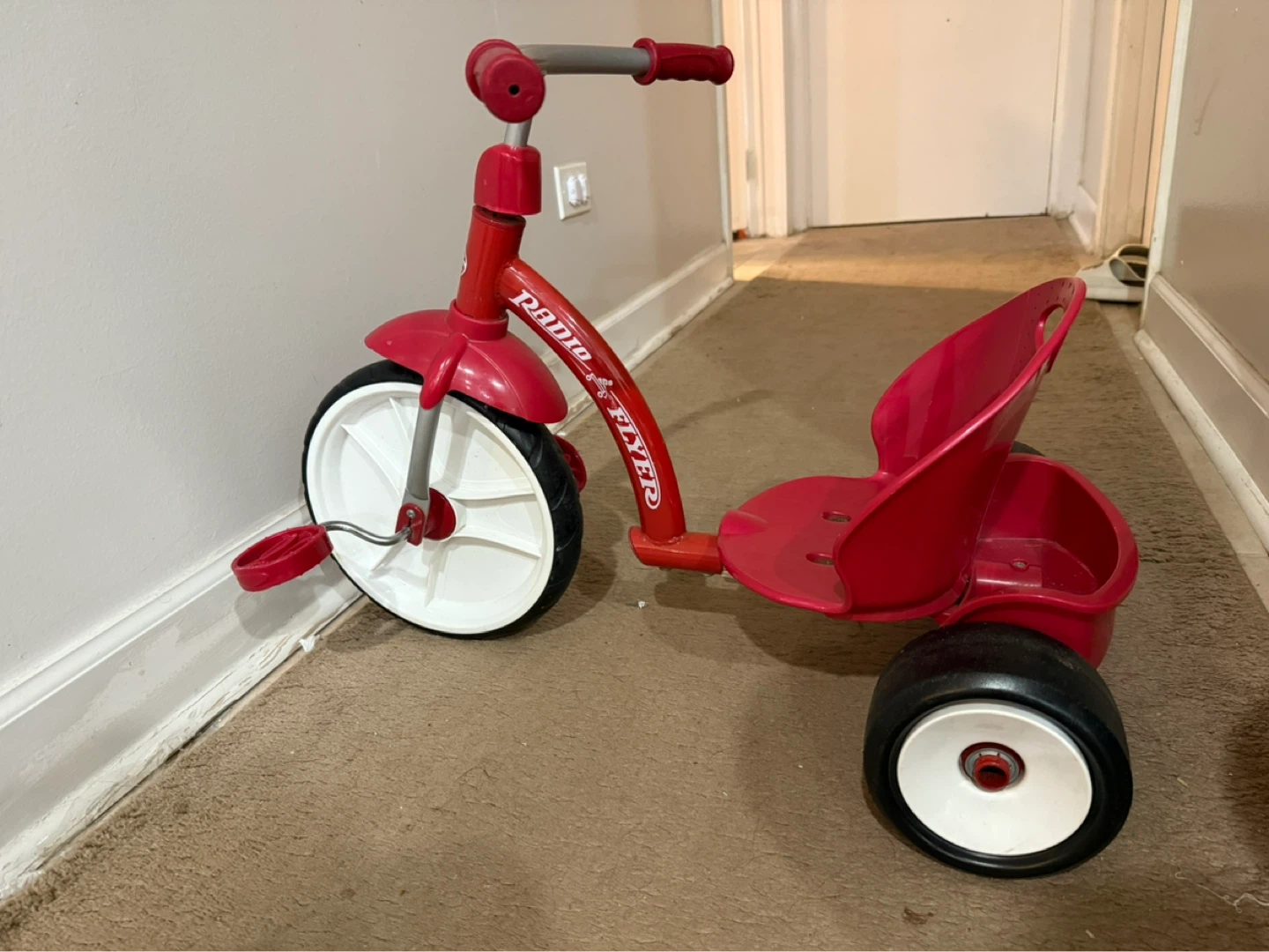 Radio Flyer Red Tricycle