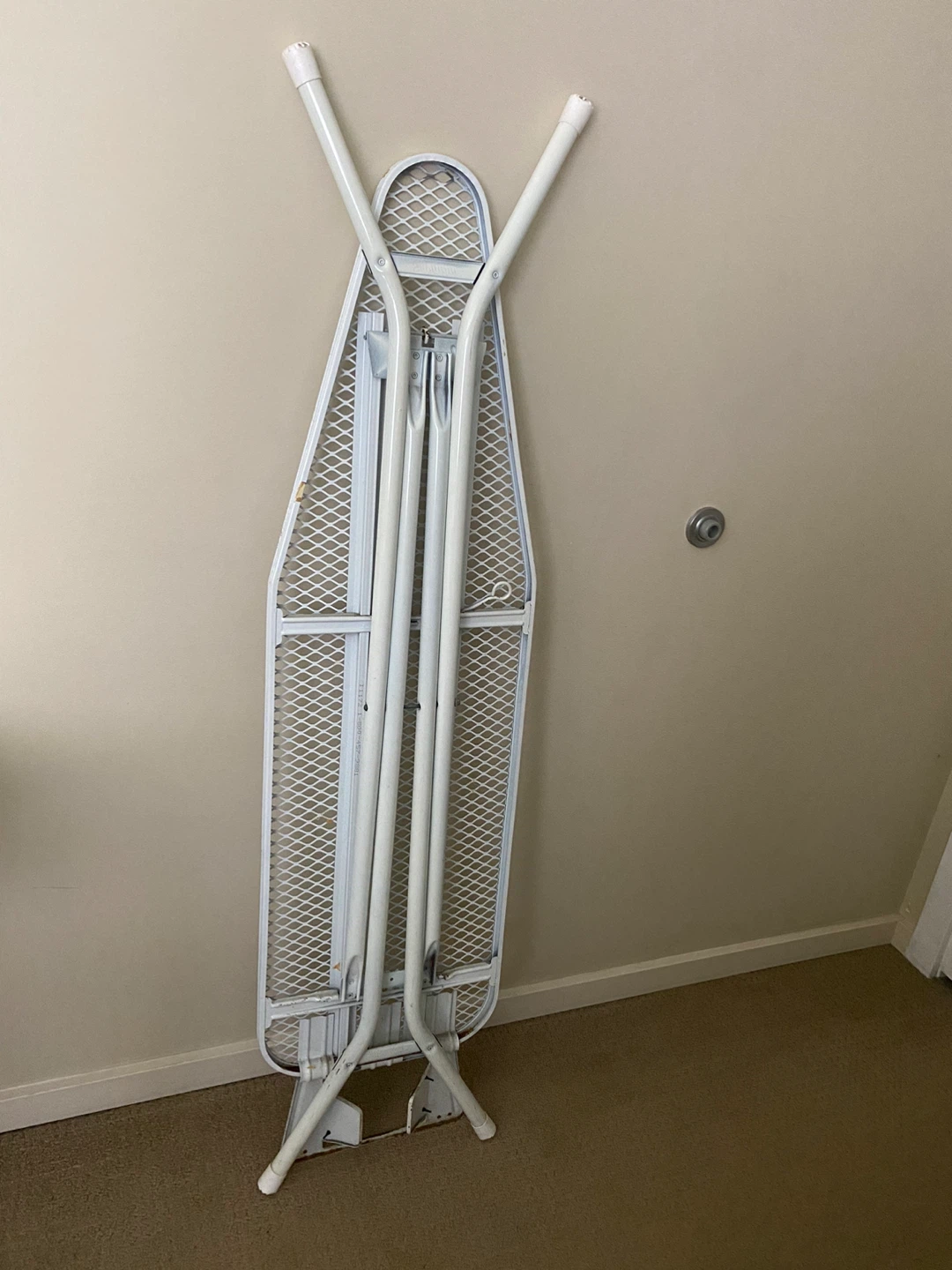 🌱White Folding Ironing Board with Floral Cover - photo 4