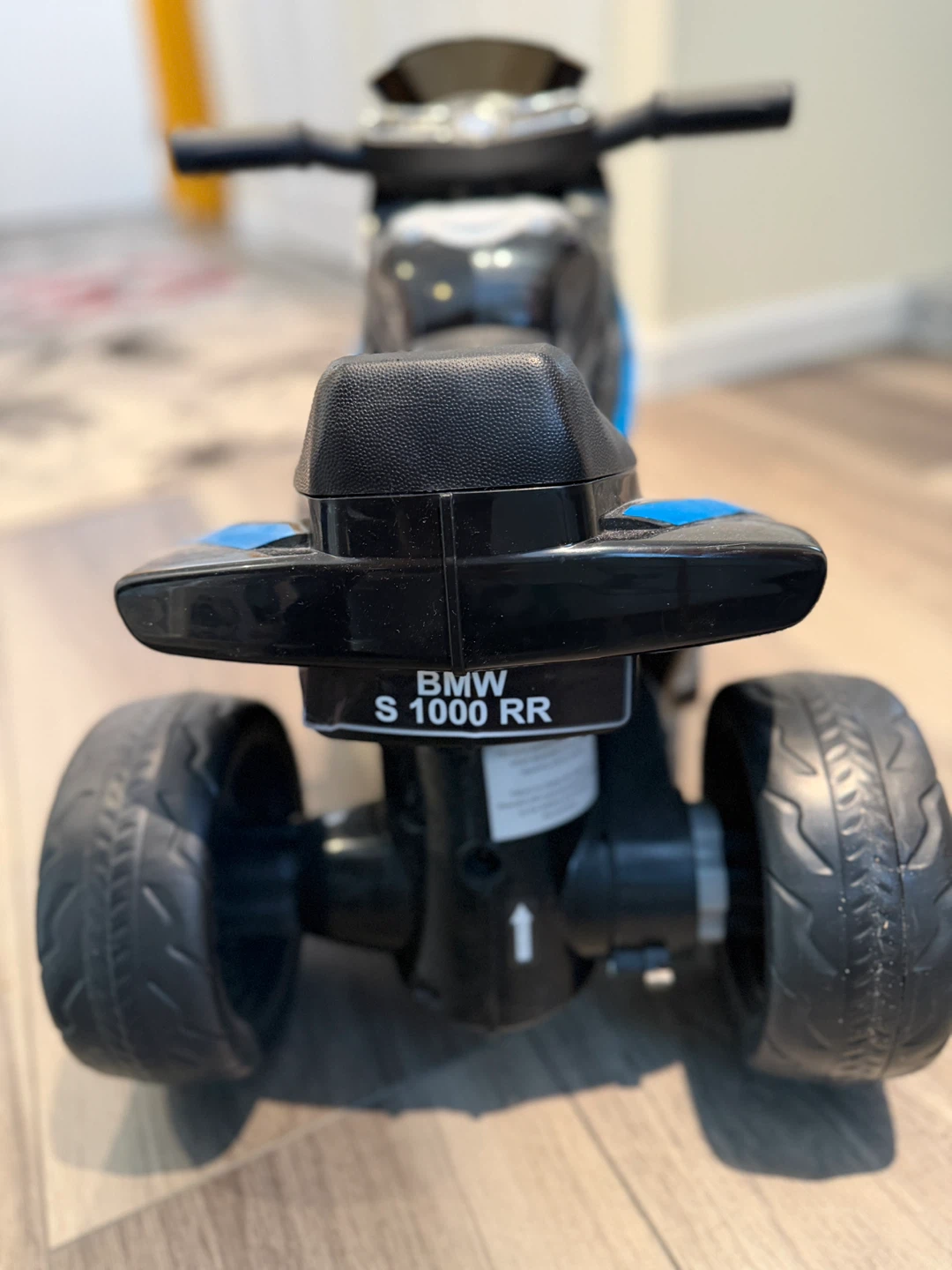 NEW: BMW S 1000 RR Ride-On Toy Motorcycle - photo 2