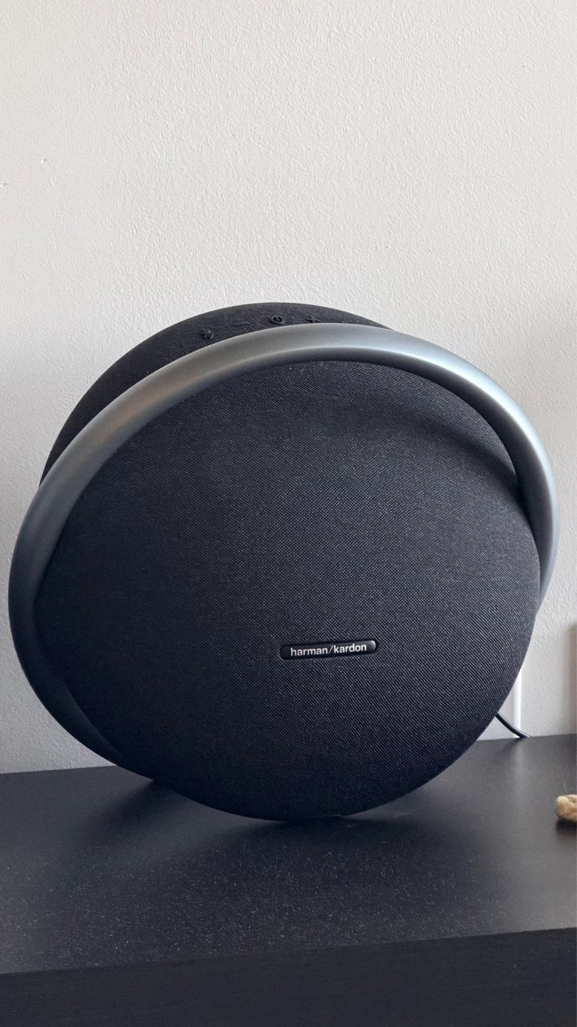 Harman Kardon Onyx Studio 7 Speaker