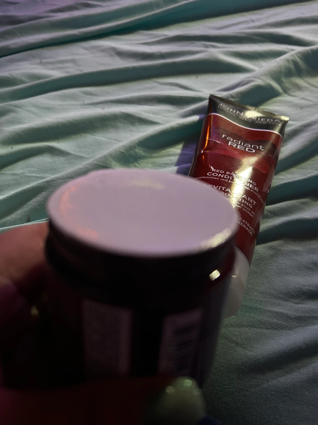John Frieda Radiant Red Conditioner & Manic Panic Vampire Red - photo 2