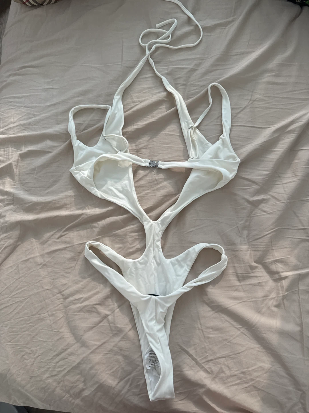 New Mugler White One-Piece Swimsuit - photo 2