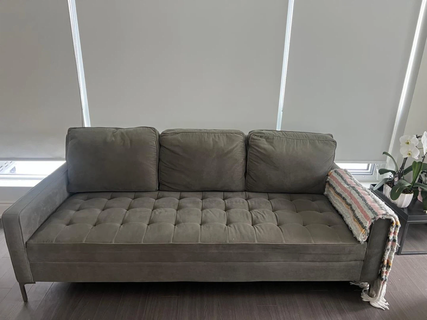 Grey Tufted Sofa - photo 2