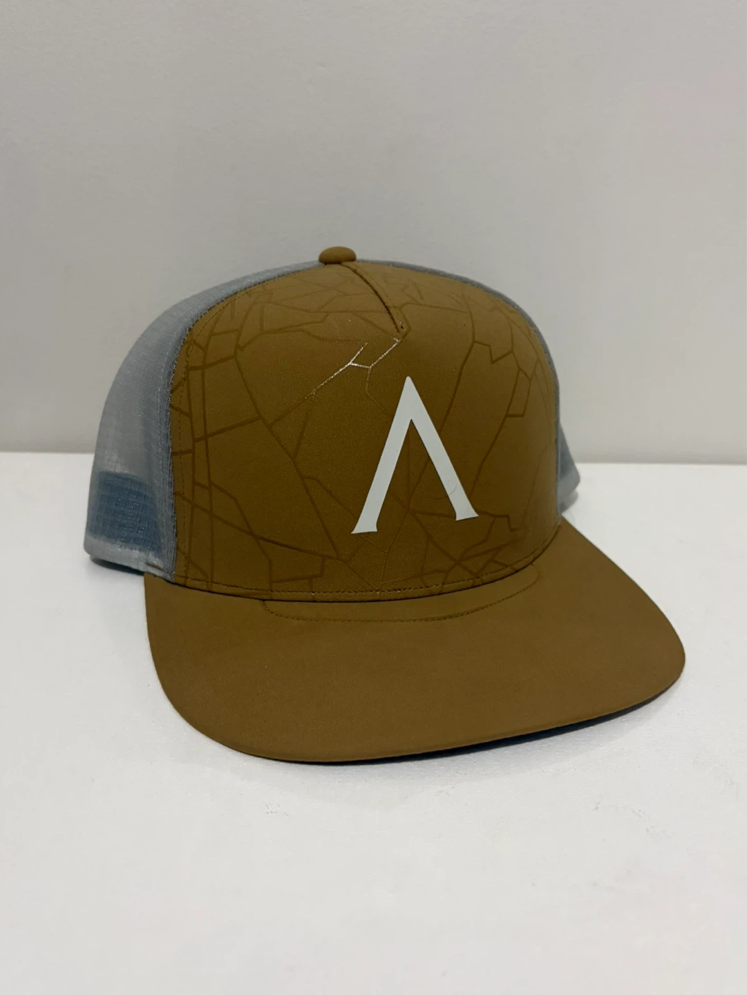 Arcteryx Fractus trucker snapback hat