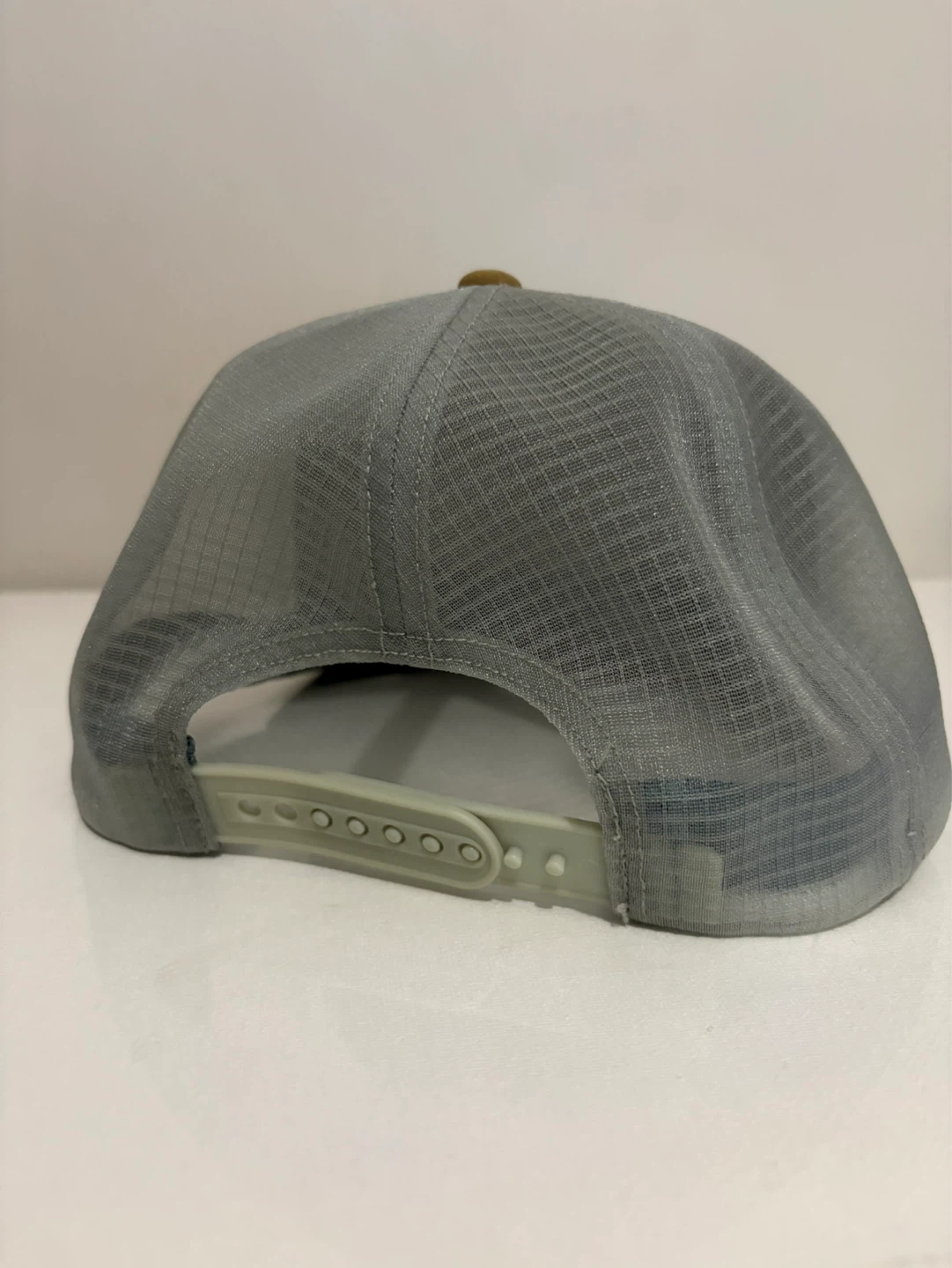 Arcteryx Fractus trucker snapback hat - photo 4