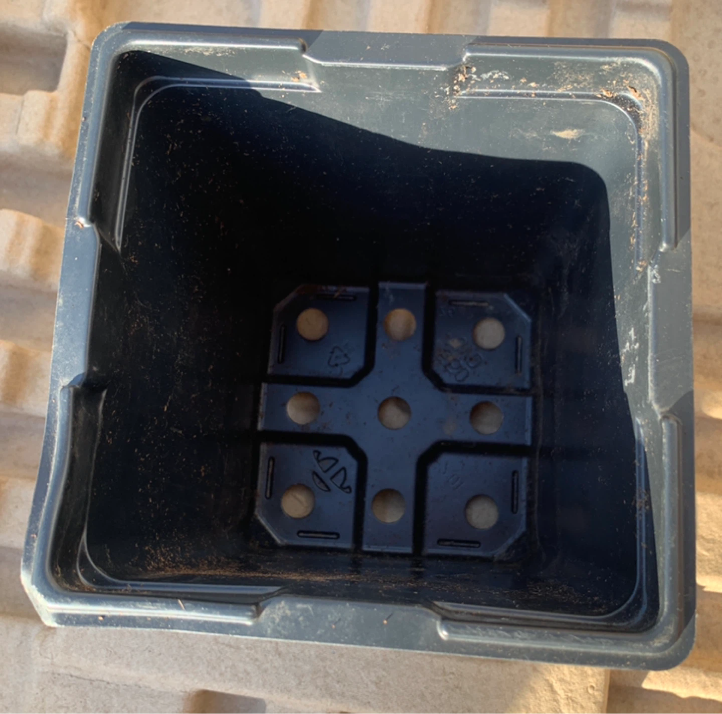 Black Plastic Plant Pot, 3 for $1 - photo 3