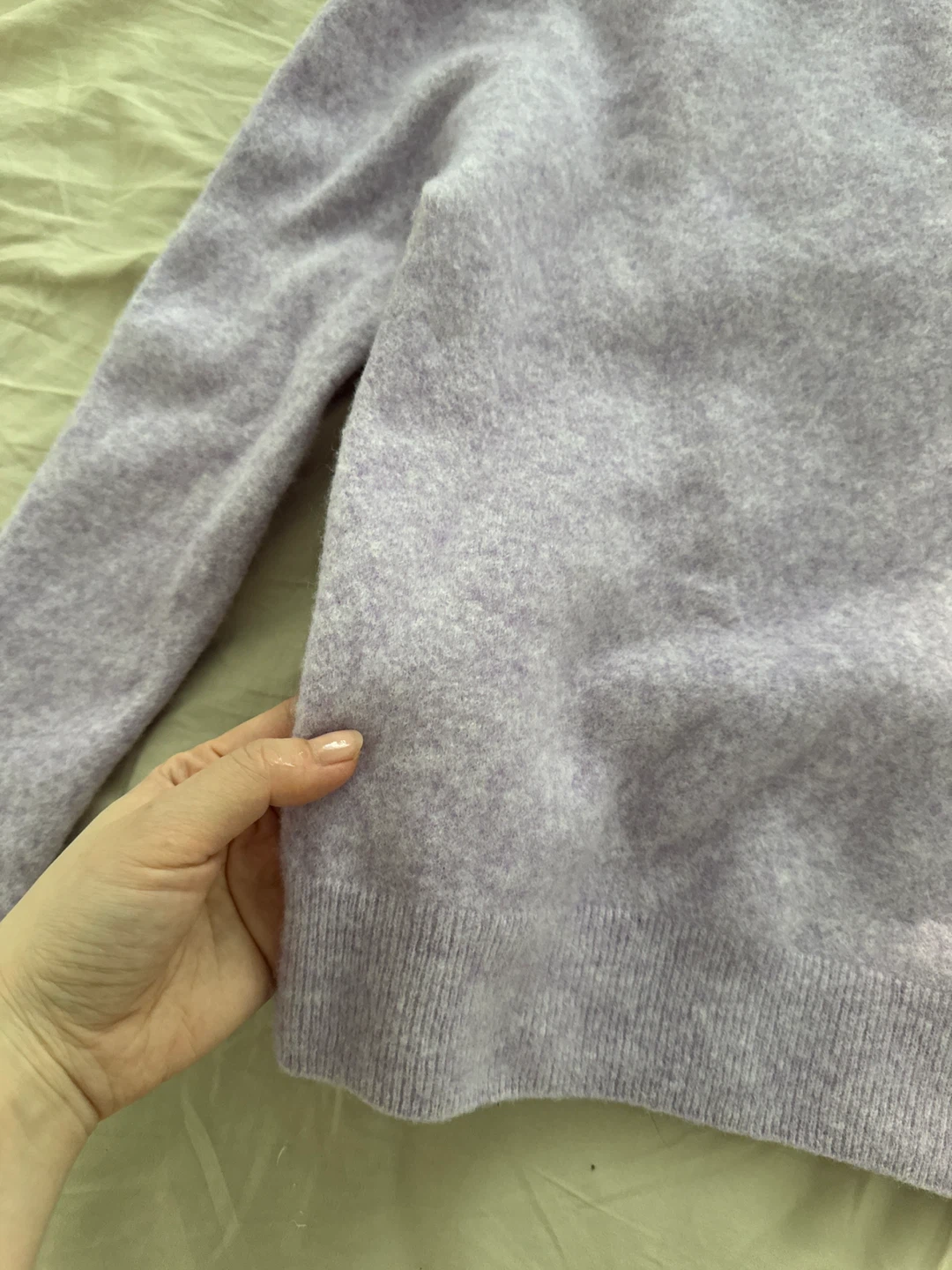 100% wool Lilac Crew Neck Sweater - photo 2