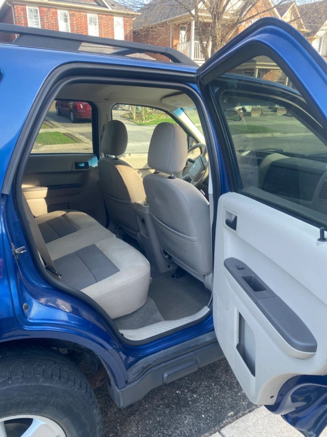Blue Ford Escape SUV - photo 5