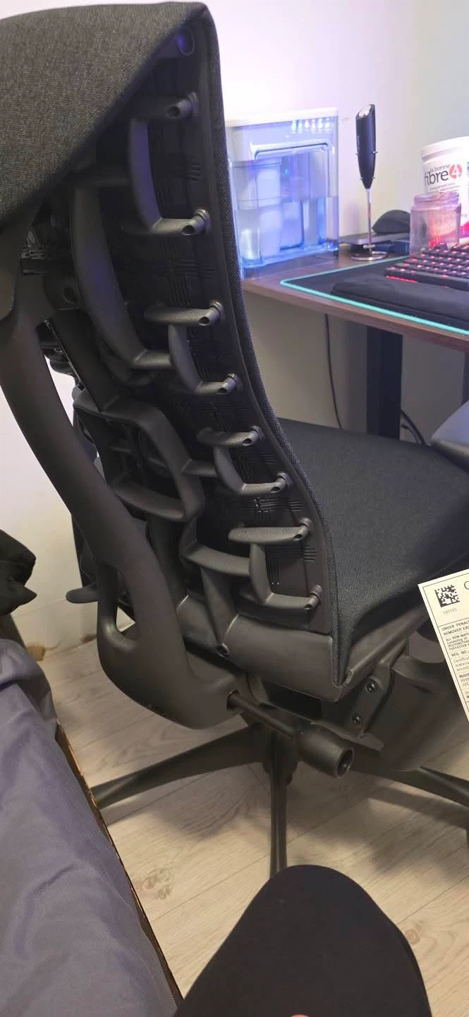 Secretlab TITAN Evo Batman Edition Gaming Chair - photo 3