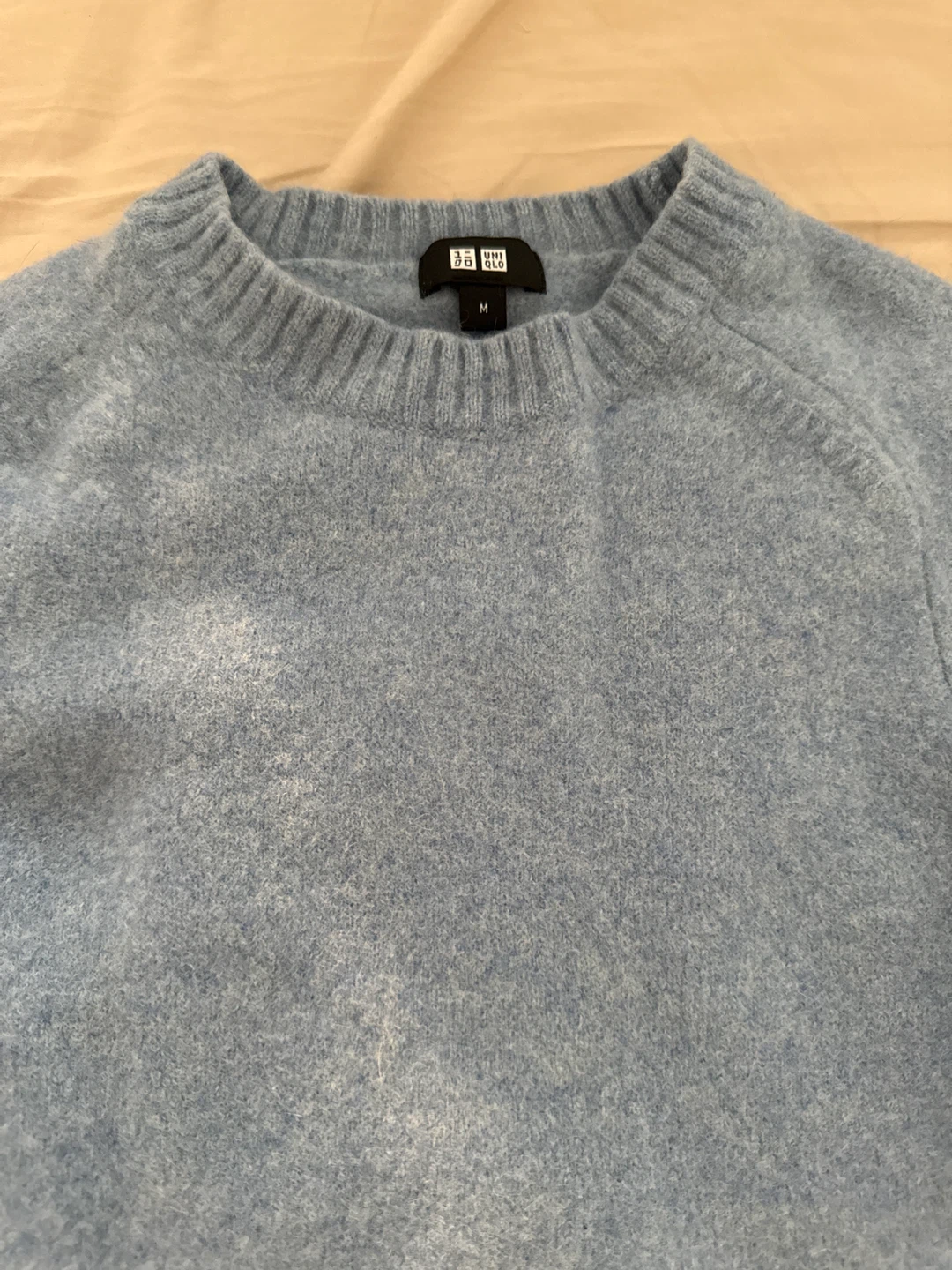100% wool Uniqlo Light Blue Crewneck Sweater - Size M - photo 2
