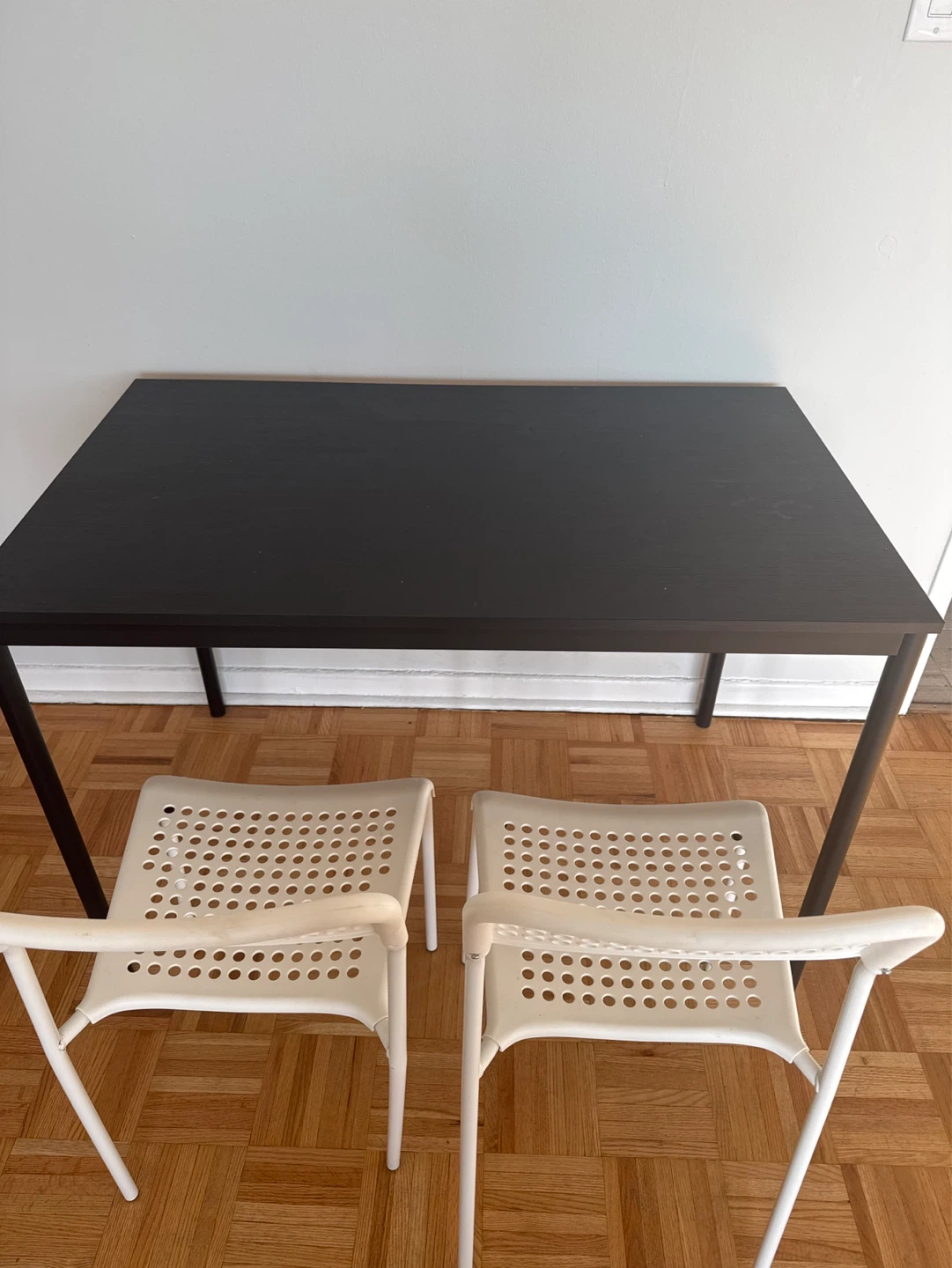 IKEA Sandsberg Dining Table with 2 Chairs - photo 2